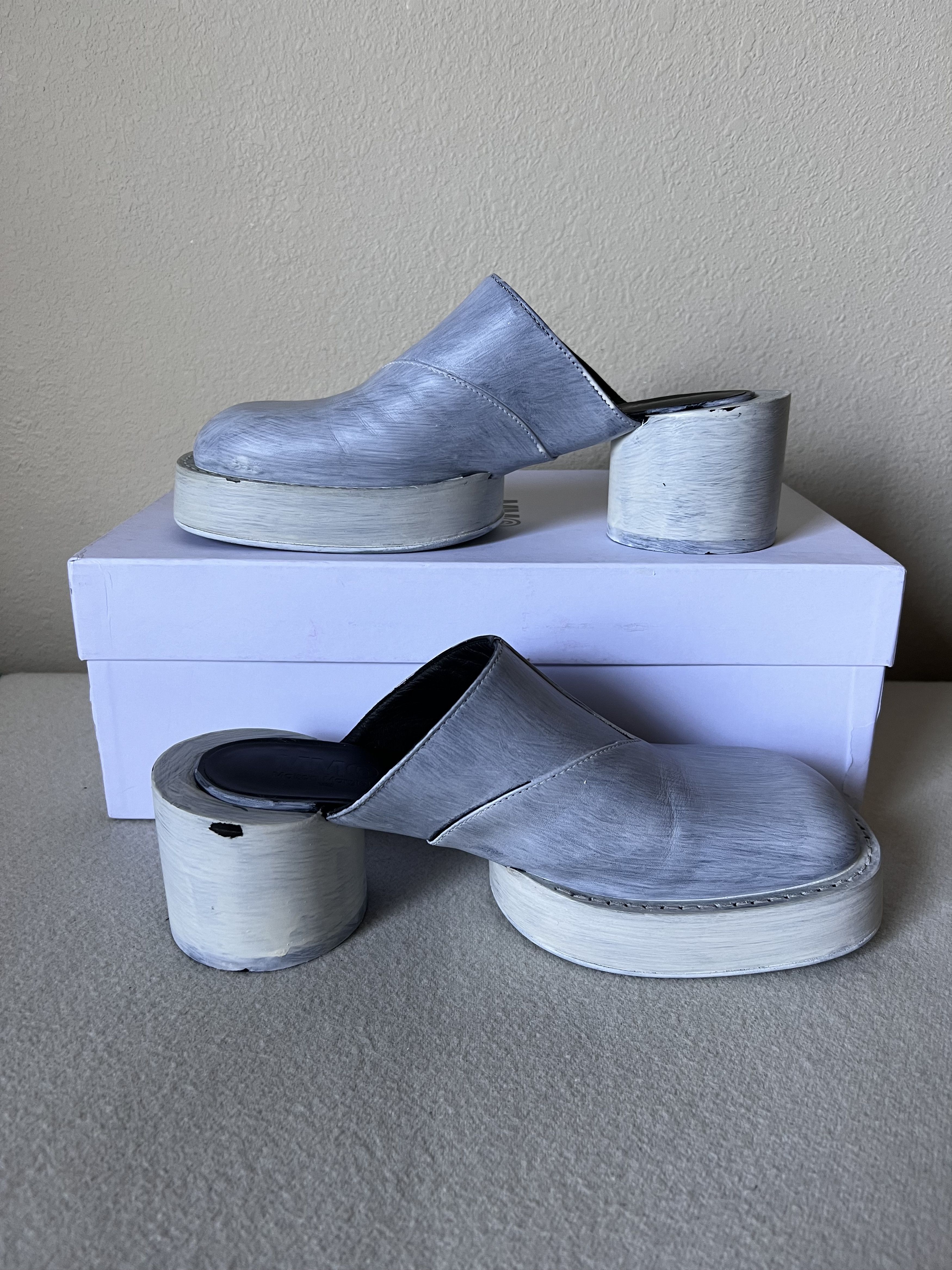 Maison Margiela MM6 Maison Margiela Painted Leather Mules in White Size US 9.5 / IT 39.5 - 3 Thumbnail