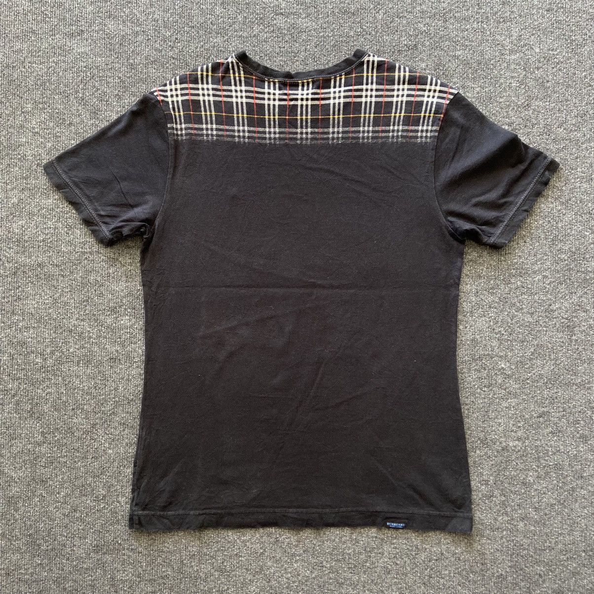 Burberry × Vintage Burberry Nova Check Shoulder Design Tshirt Size US M / EU 48-50 / 2 - 1 Thumbnail