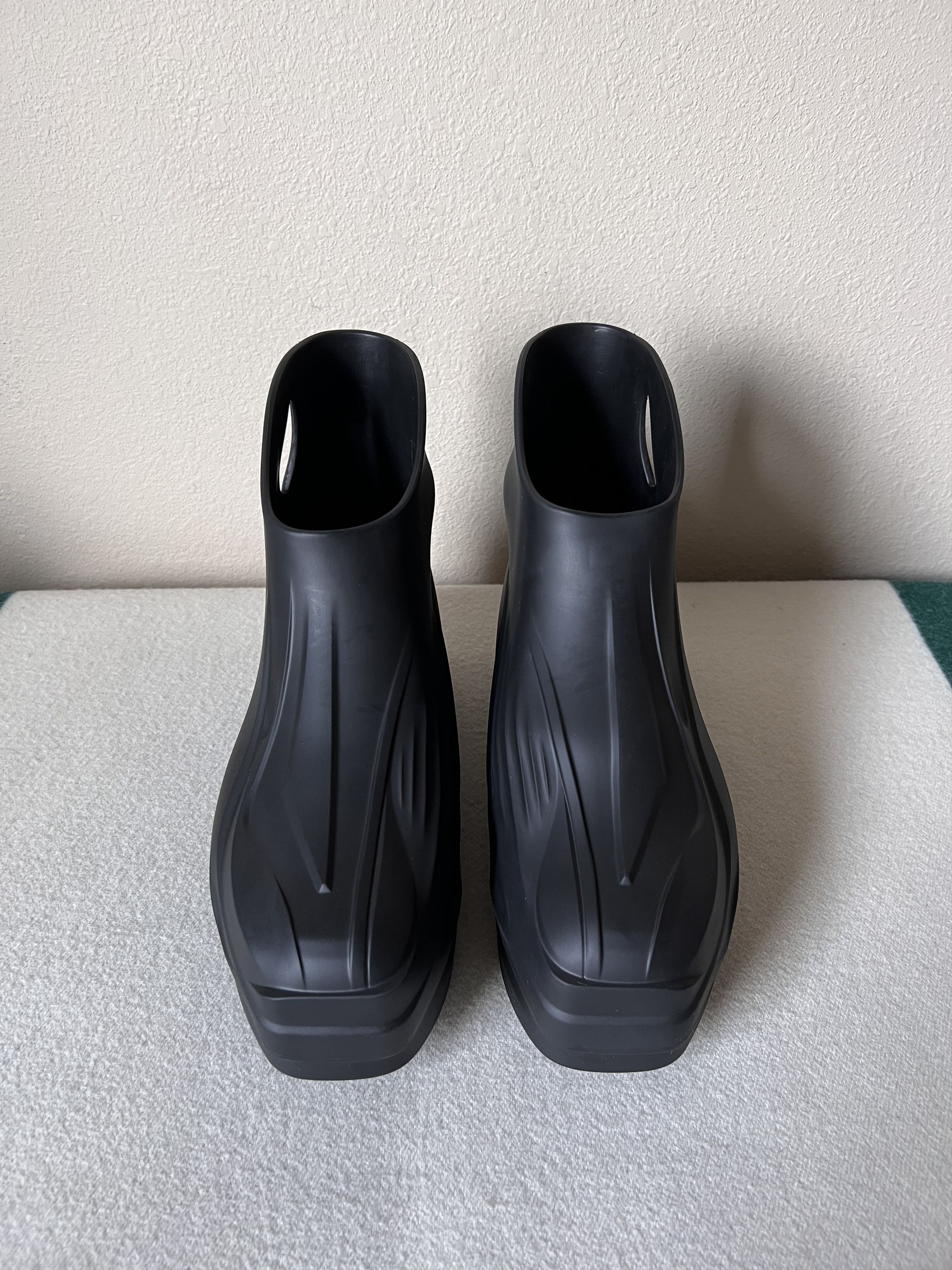 1017 ALYX 9SM 1017 Alyx 9SM Rubber Mono Boot in Black Size US 10 / EU 43 - 4 Thumbnail