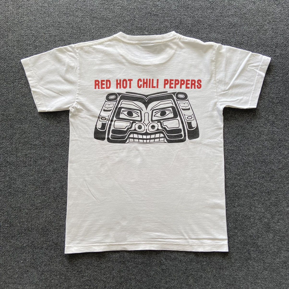 Band Tees × Vintage Vintage Red Hot Chill Peppers American Rock Band Album Tees Size US S / EU 44-46 / 1 - 3 Thumbnail