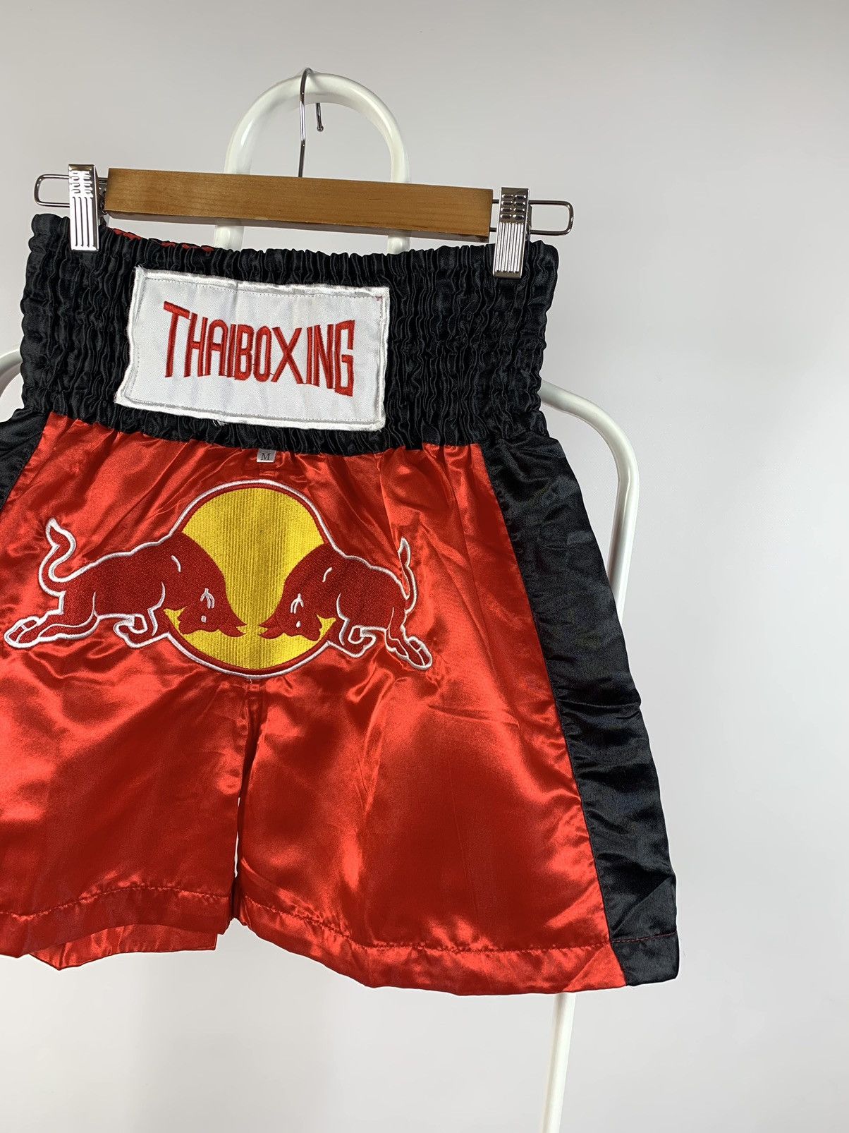 Japanese Brand Vintage Muay Thai Thaiboxing Red Bull Shorts Size US 32 / EU 48 - 2 Thumbnail