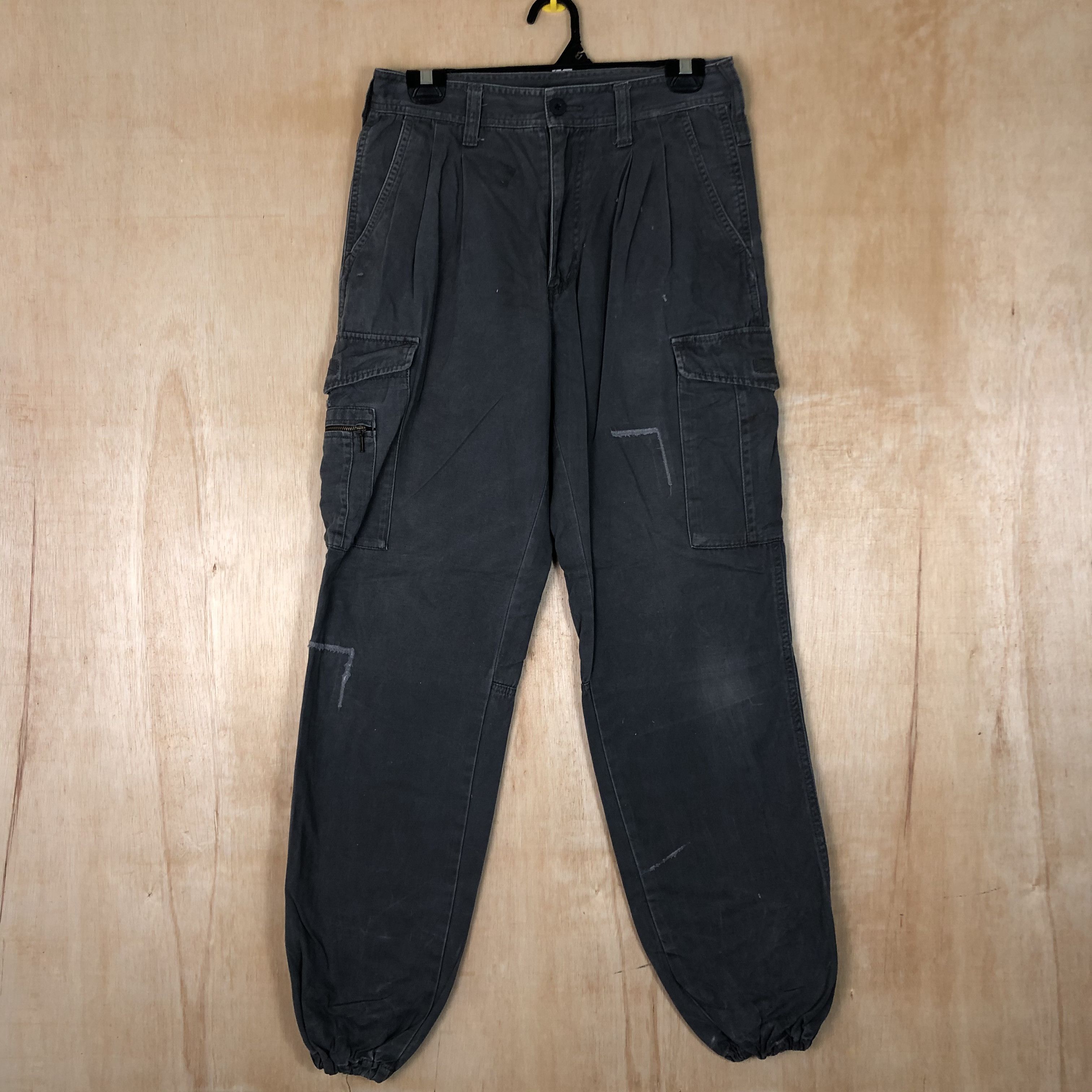 image of Vintage Evolution Grey Multipcket Tactical Cargo Pants 064, Men's (Size 26)