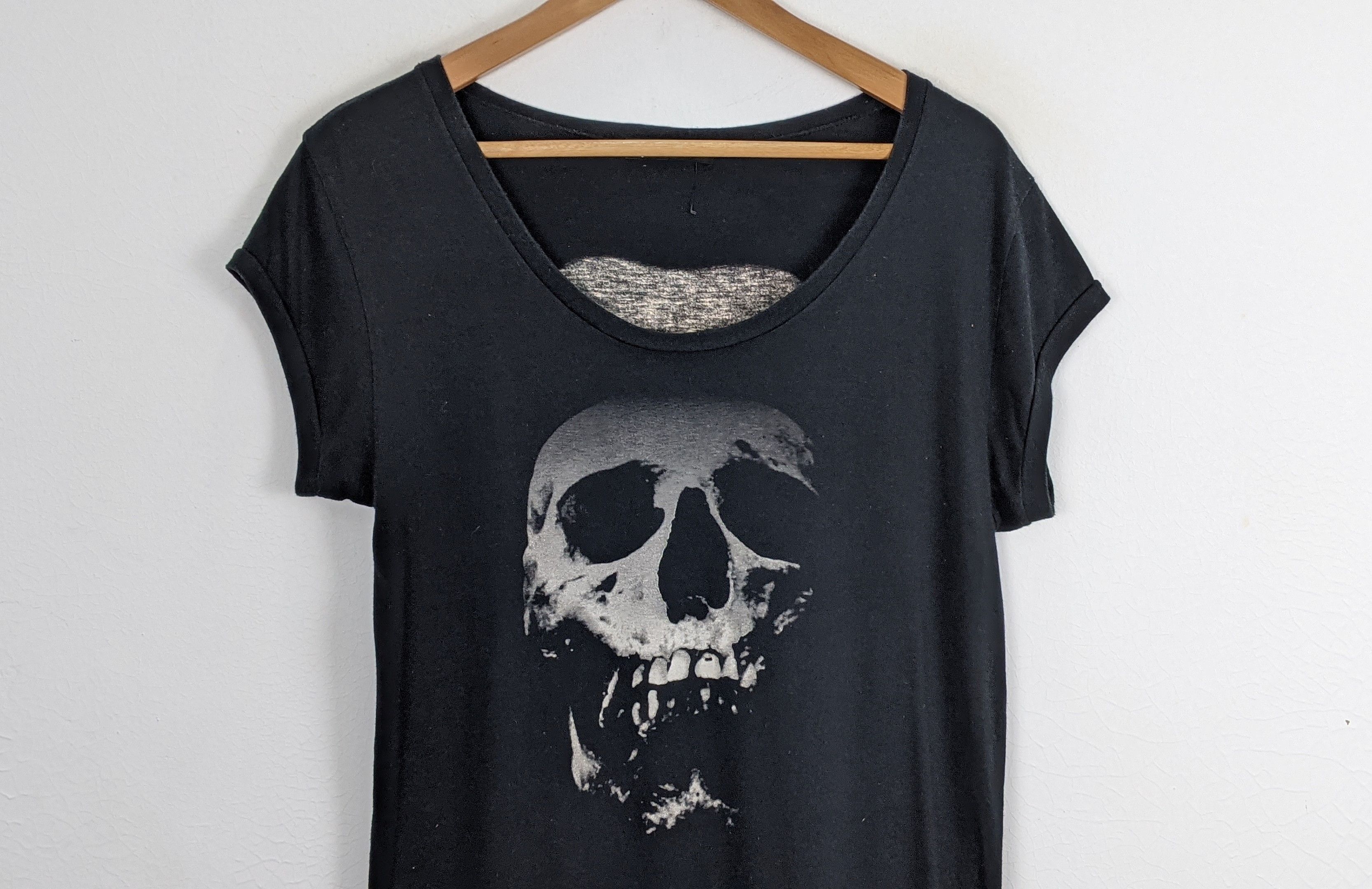 Hysteric Glamour Skull Strawberry shirt - www.rajagirimanappuram.com
