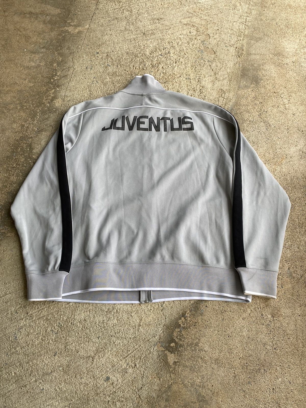 Nike × Vintage Nike Y2K Football Soccer Track Jacket Juventus FC Size US XXL / EU 58 / 5 - 12 Thumbnail