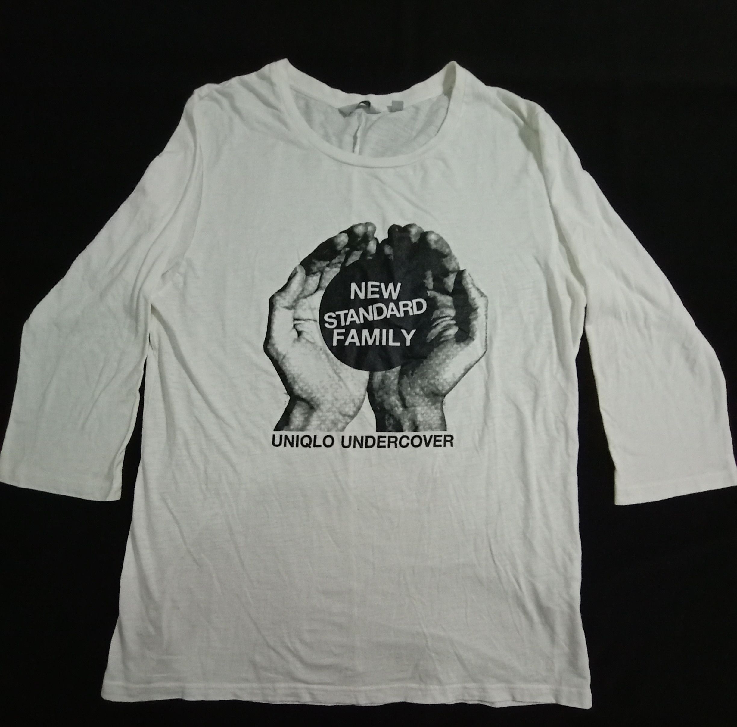 Undercover × Uniqlo Undercover New Standard Family Tee Jun Takahashi Size XL / US 12-14 / IT 48-50 - 2 Thumbnail