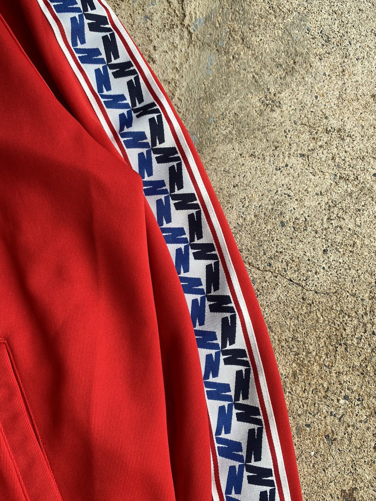 Nike × Vintage Vintage Nike Y2K Full Zip Oversized Stained Track Jacket Size US S / EU 44-46 / 1 - 6 Thumbnail