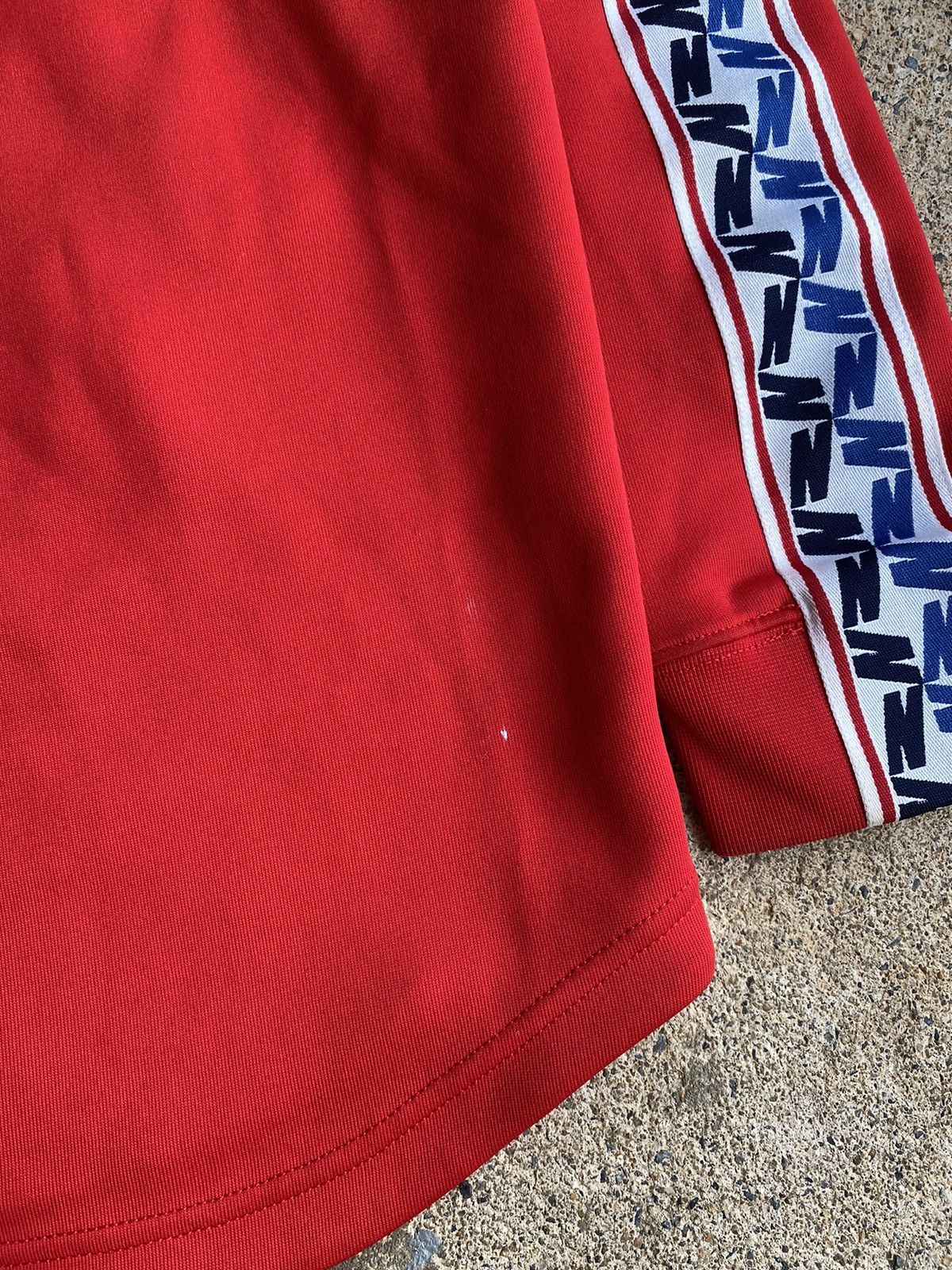 Nike × Vintage Vintage Nike Y2K Full Zip Oversized Stained Track Jacket Size US S / EU 44-46 / 1 - 15 Thumbnail