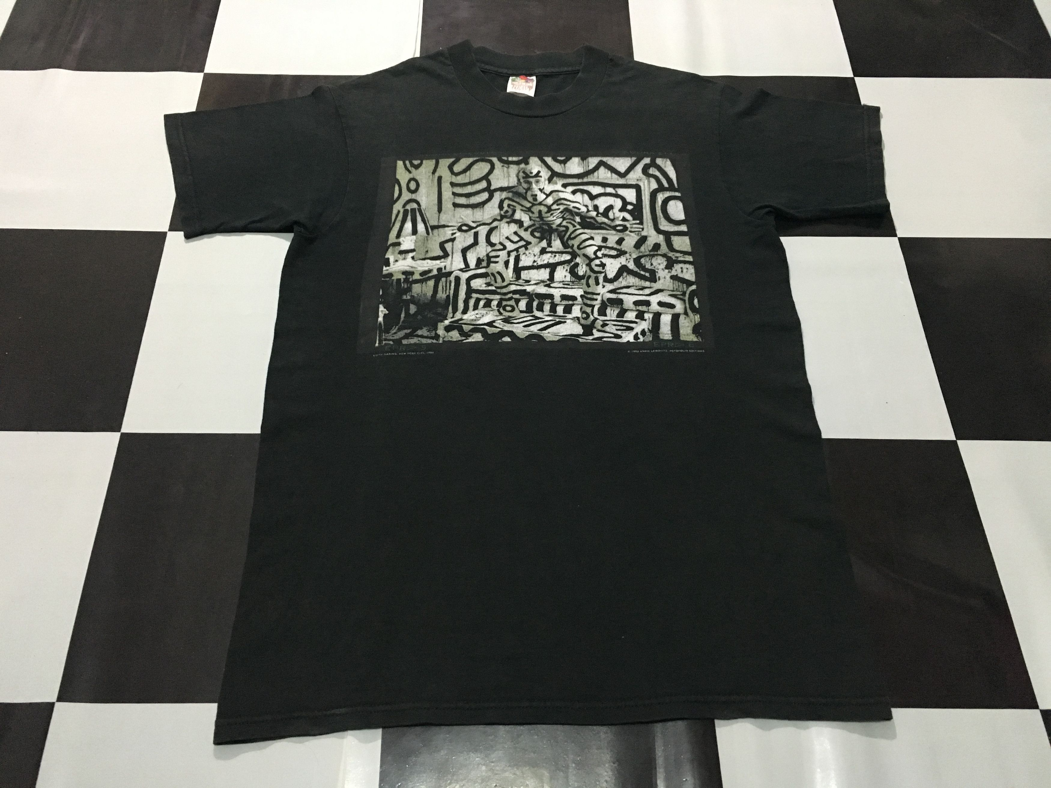 Keith Haring × Vintage Rare Vintage Keith Haring shirt Naked Graffiti 1992 Size US M / EU 48-50 / 2 - 3 Thumbnail