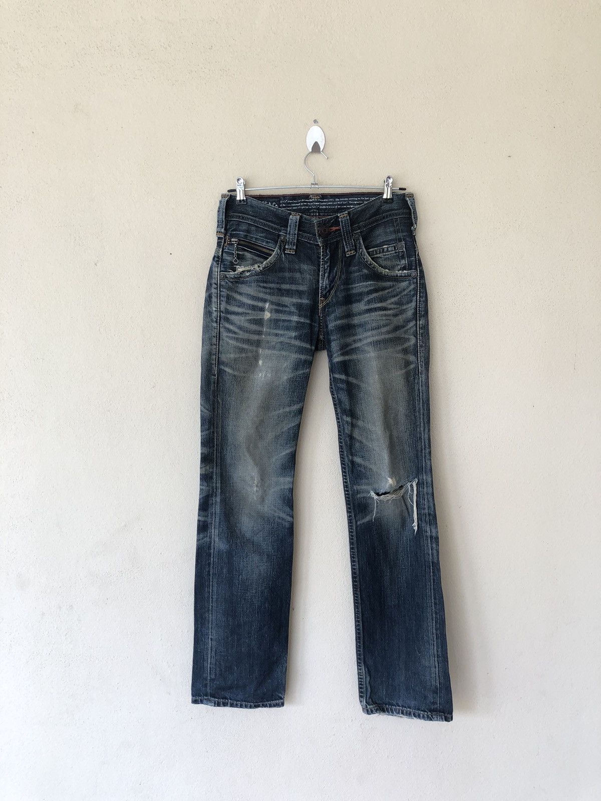 Levi's Vintage Levi’s Seasoned Disstressed Denim Size US 28 / EU 44 - 1 Thumbnail