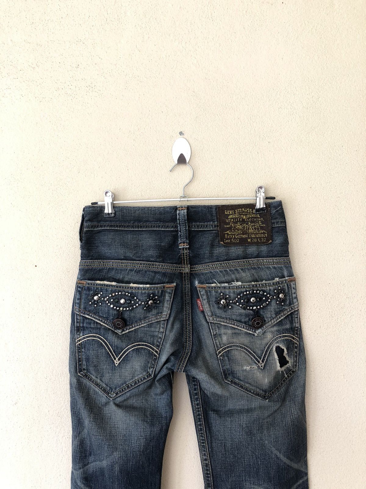 Levi's Vintage Levi’s Seasoned Disstressed Denim Size US 28 / EU 44 - 11 Thumbnail