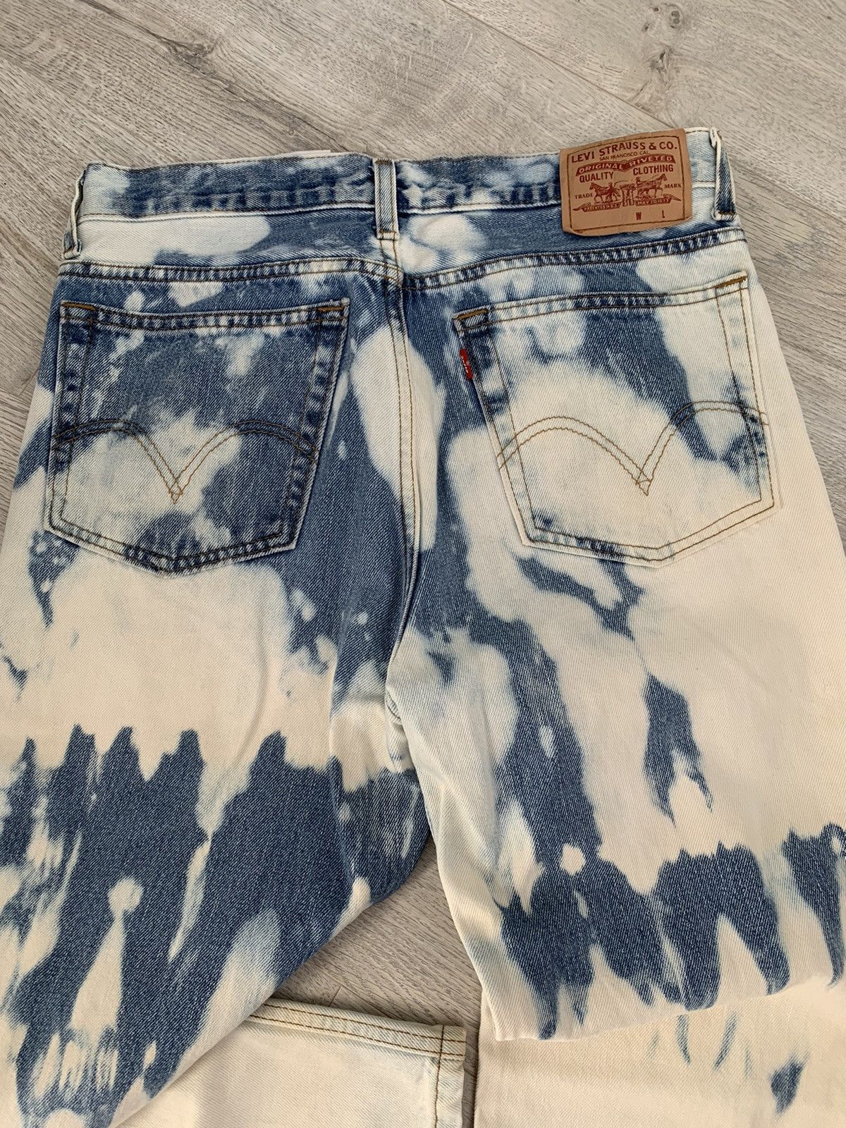 Levi's Vintage Acid Washed Levi’s Size US 33 - 2 Thumbnail
