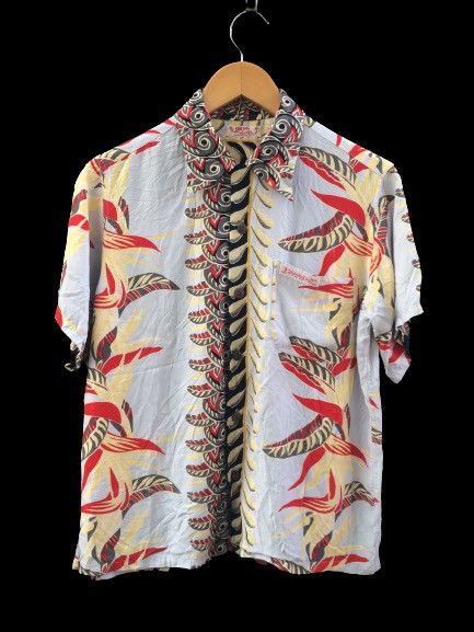 image of Mambo x Sun Surf Vintage Sun Surf The Cocktail Bar Aloha Hawaiian Shirt, Men's (Size Small)