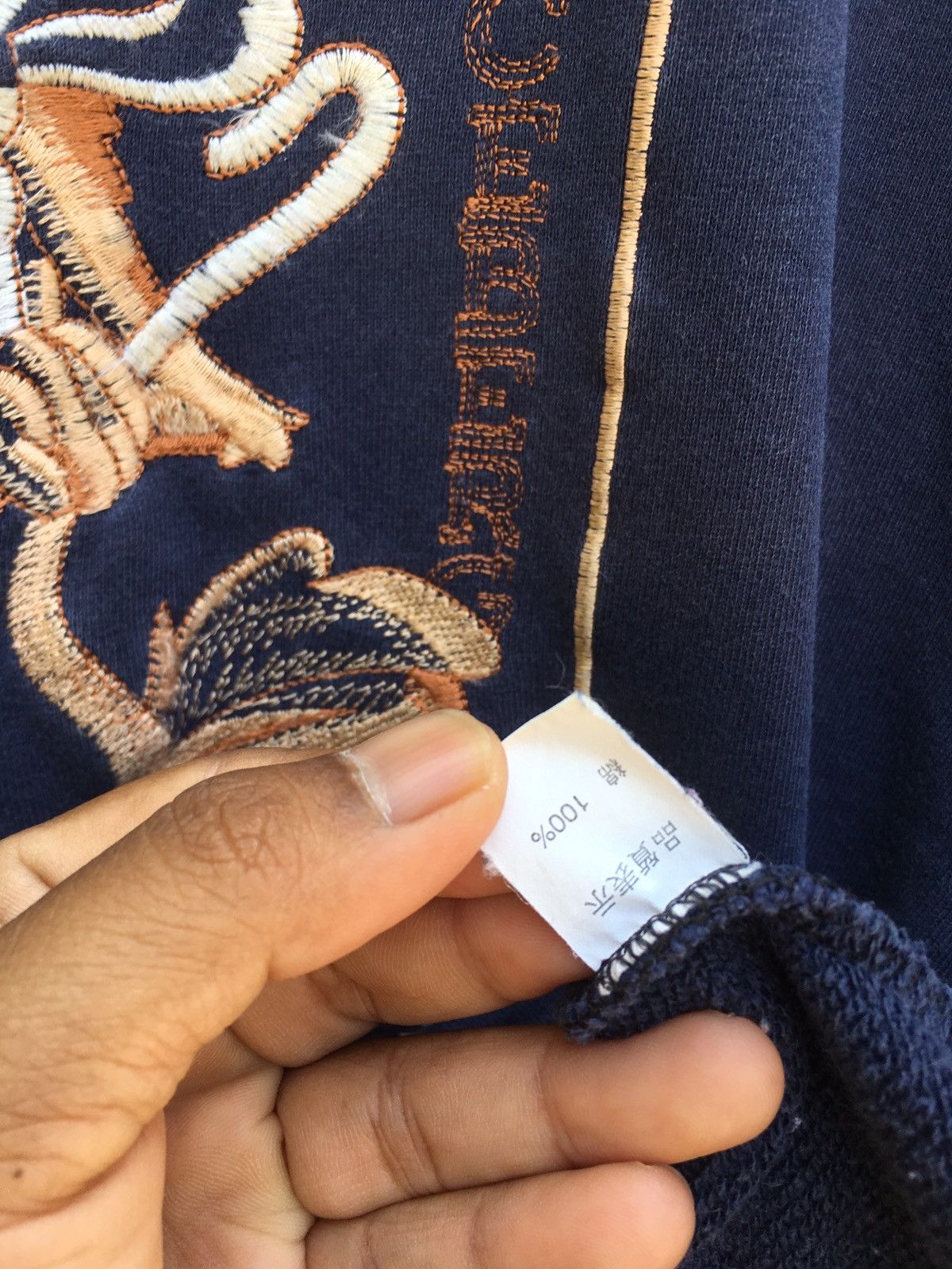 Iceberg Vtg Iceberg Road Runner Embroidered Bunny CharacterDisney Size US L / EU 52-54 / 3 - 11 Thumbnail