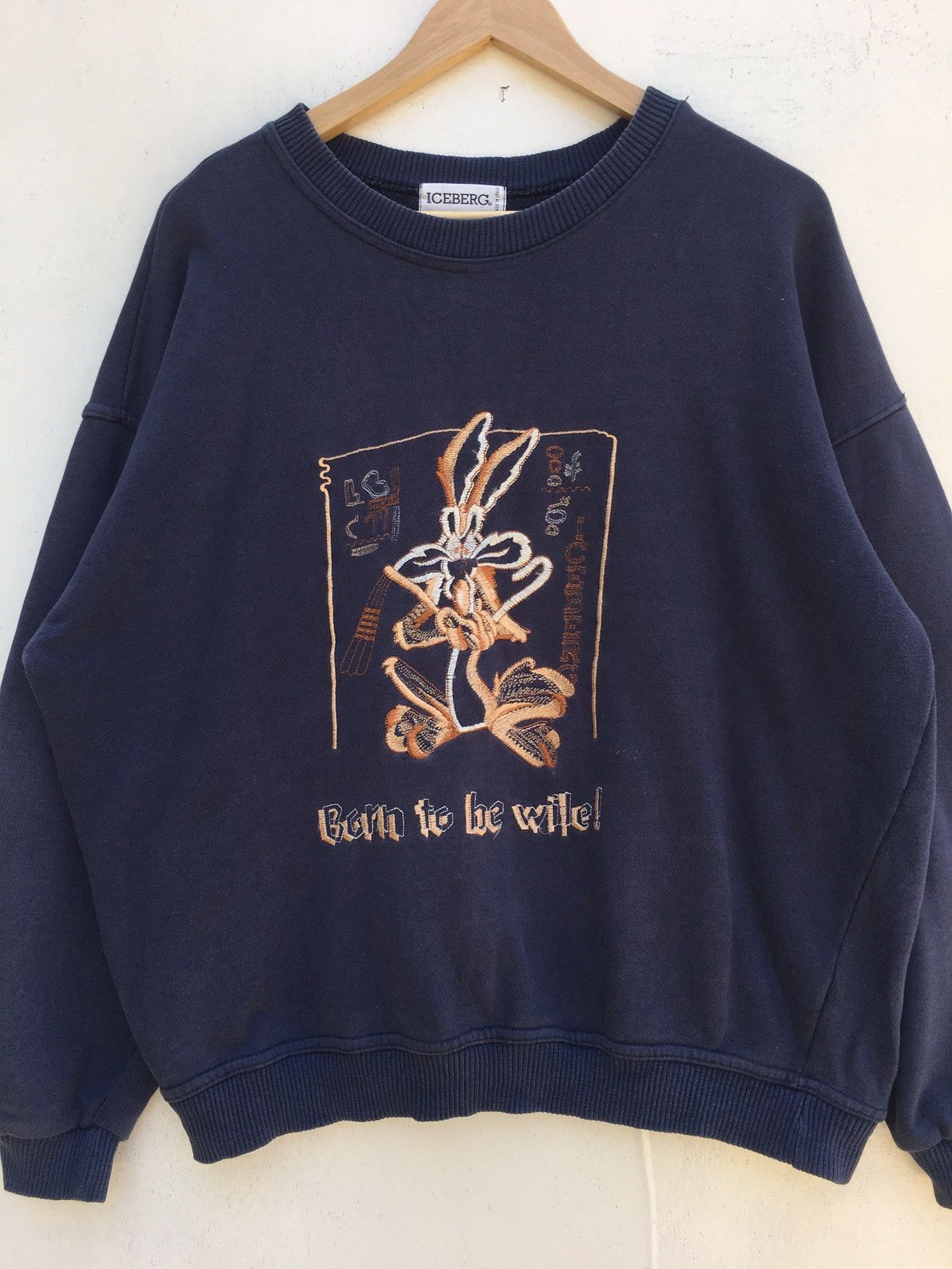 Iceberg Vtg Iceberg Road Runner Embroidered Bunny CharacterDisney Size US L / EU 52-54 / 3 - 4 Thumbnail