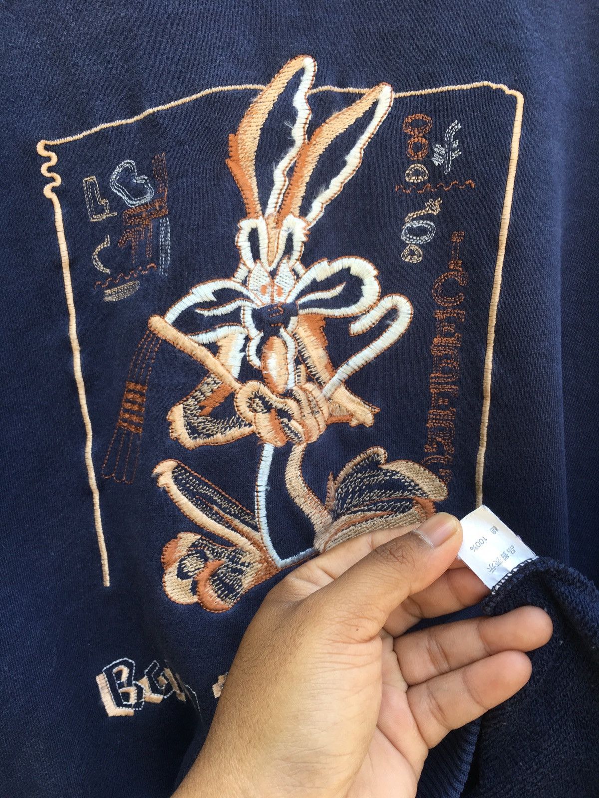 Iceberg Vtg Iceberg Road Runner Embroidered Bunny CharacterDisney Size US L / EU 52-54 / 3 - 10 Thumbnail