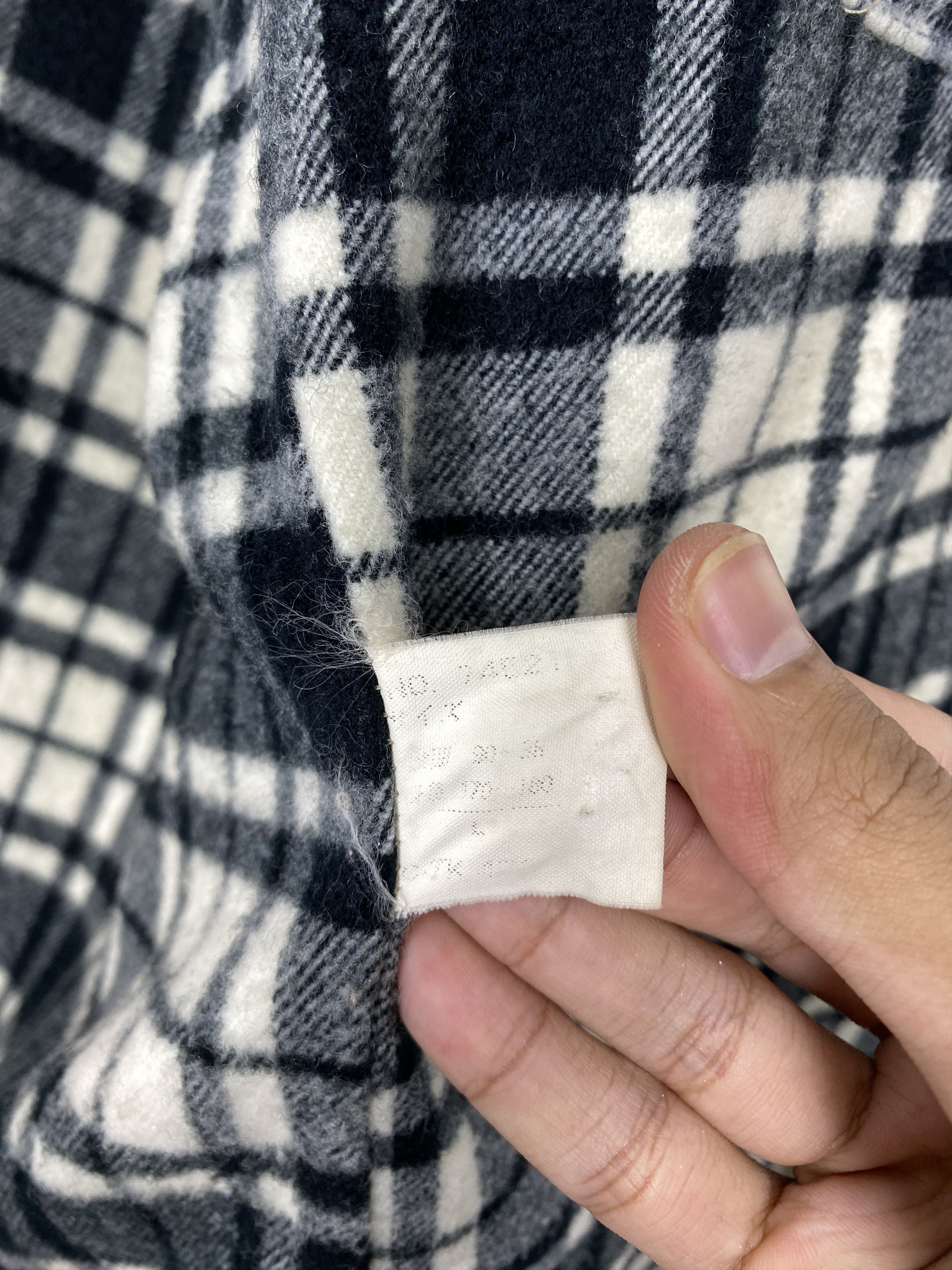 Japanese Brand Vintage Back Fire Checkered Lining Button Up Jacket J1605 Size US L / EU 52-54 / 3 - 13 Thumbnail
