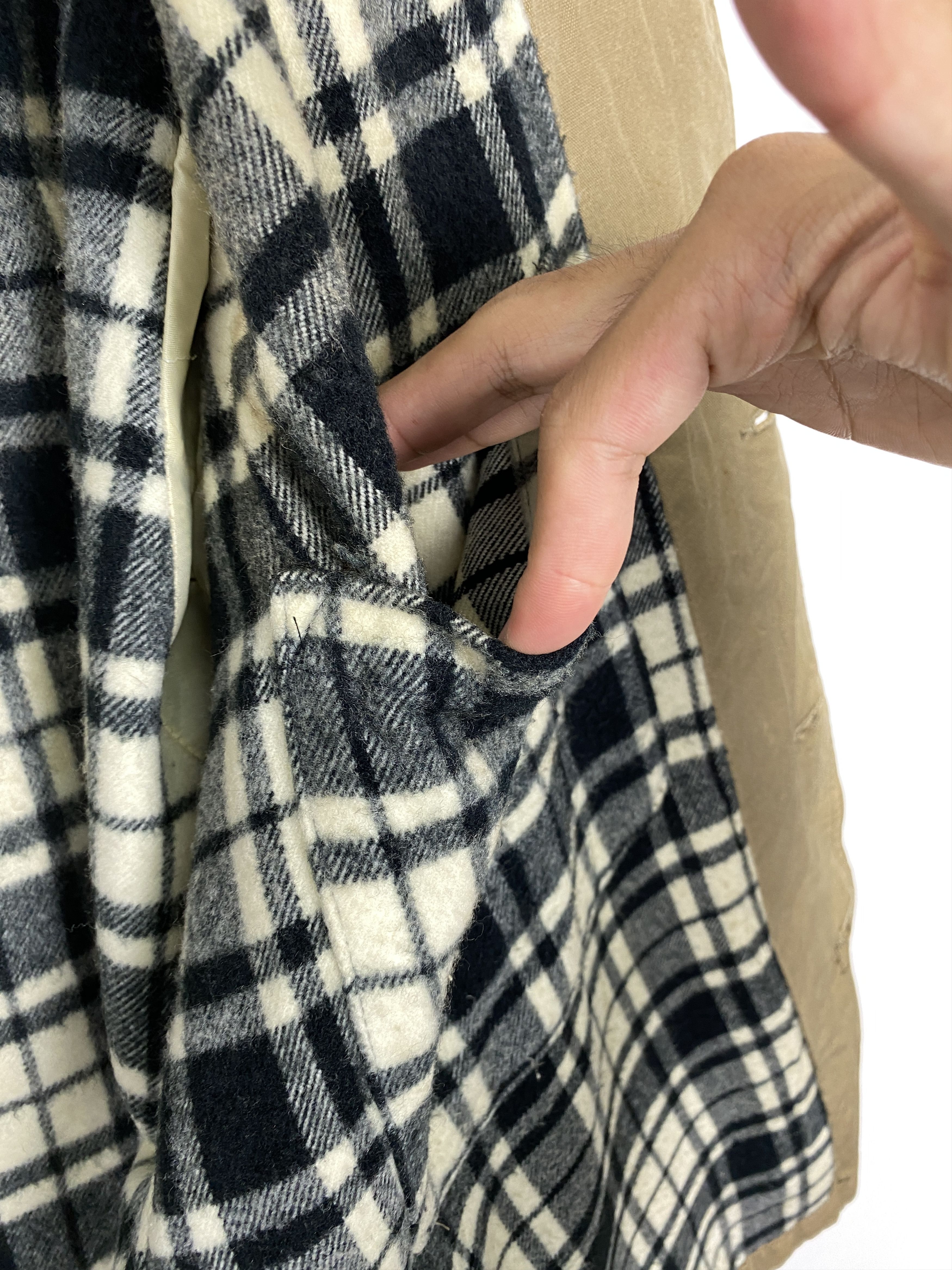 Japanese Brand Vintage Back Fire Checkered Lining Button Up Jacket J1605 Size US L / EU 52-54 / 3 - 12 Thumbnail