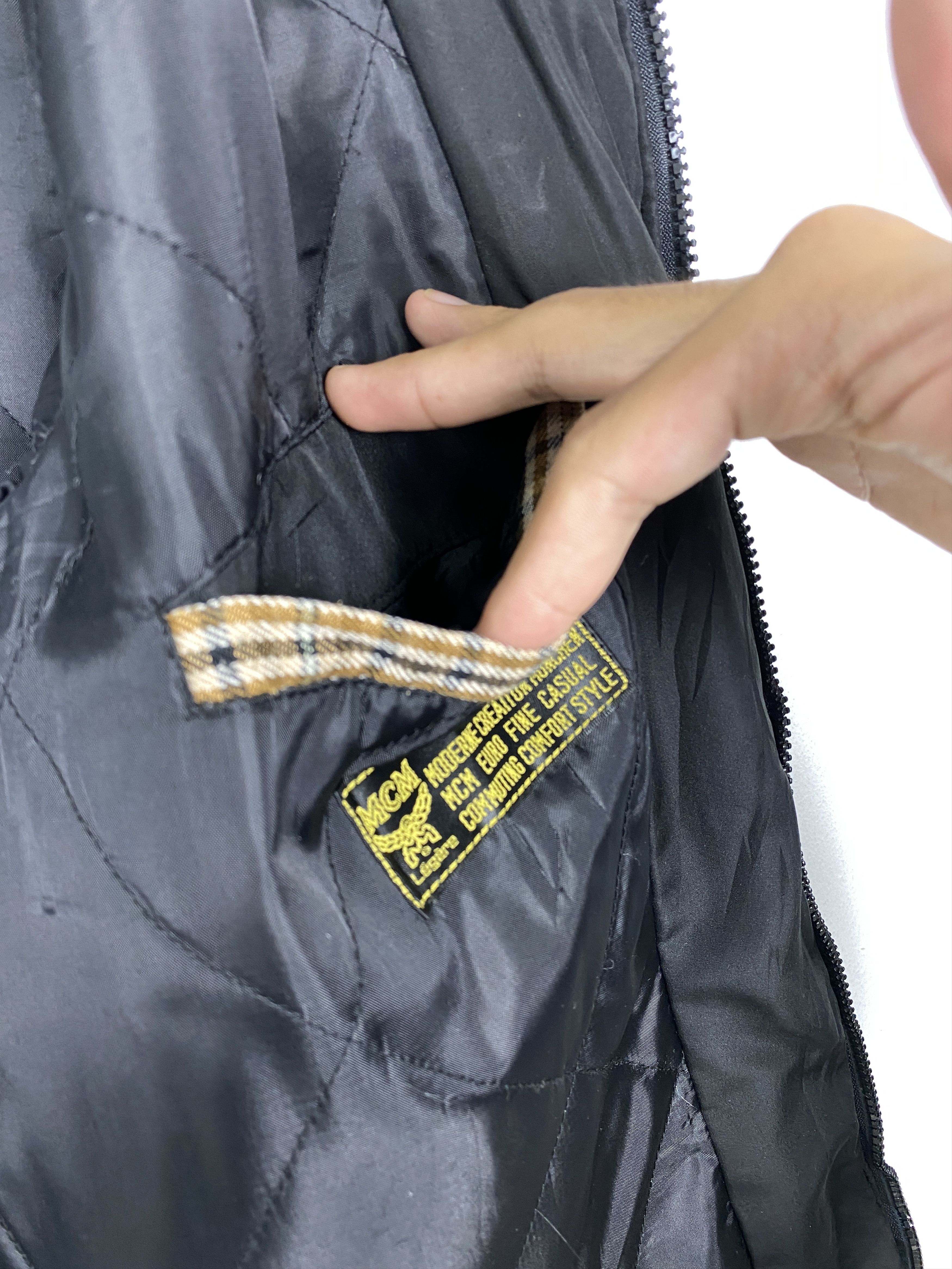 MCM Vintage MCM Quilted Lining Broken Zip Jacket J1607 Size US M / EU 48-50 / 2 - 14 Thumbnail