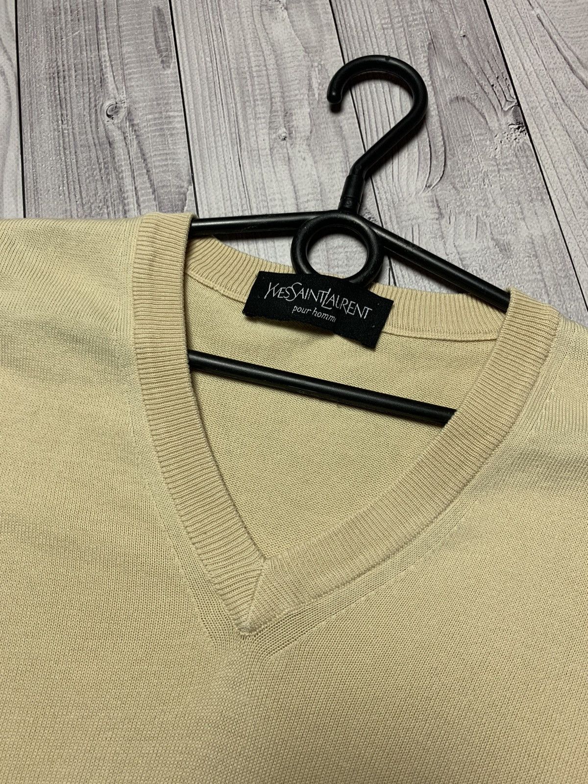 Yves Saint Laurent Vintage Yves Saint Laurent sweater V neck logo size L Size US L / EU 52-54 / 3 - 4 Thumbnail