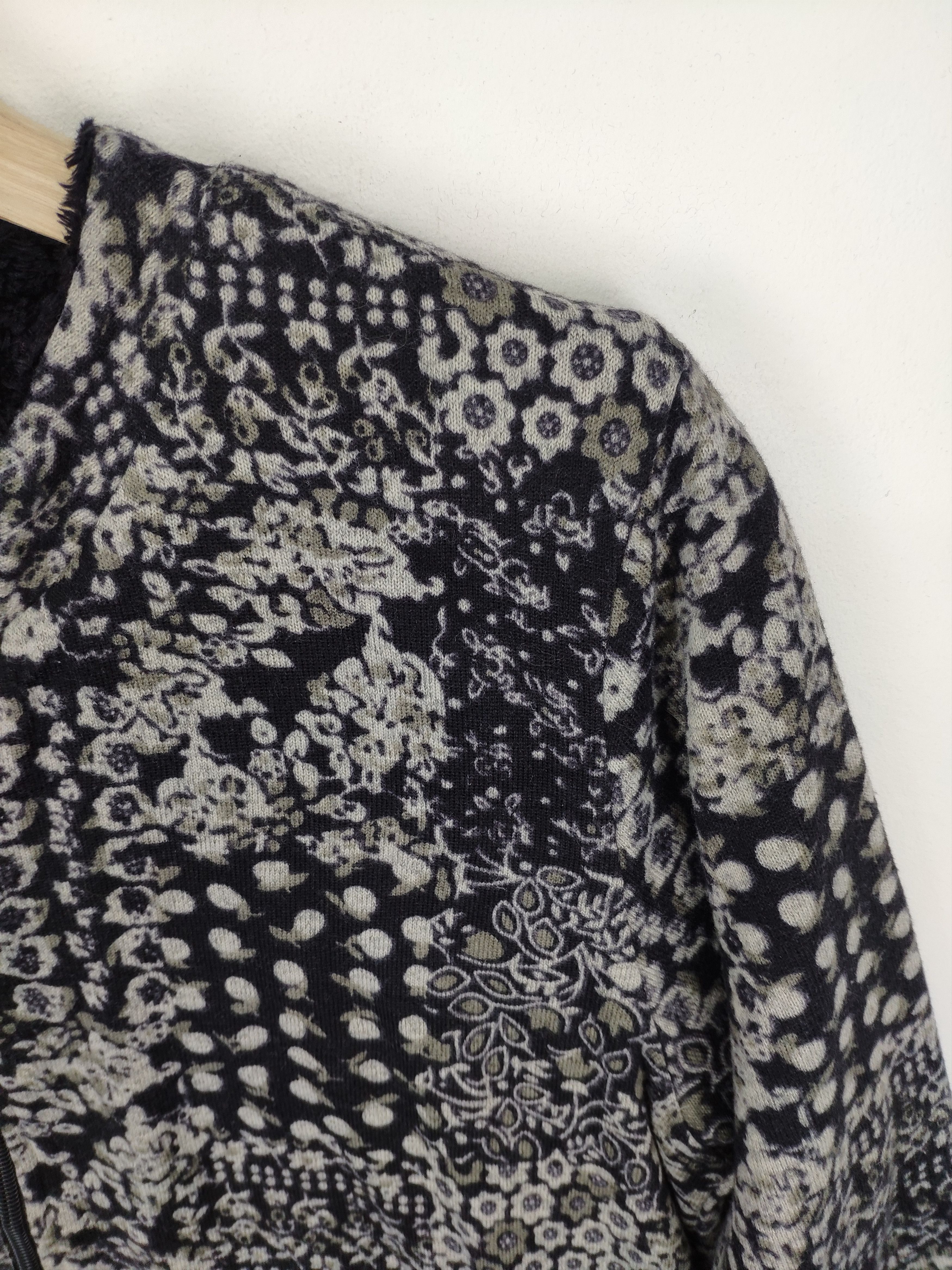 Japanese Brand × Vintage Vintage Cardigan Japan Motif Sashiko Style Lining Fleece Size M / US 6-8 / IT 42-44 - 8 Thumbnail
