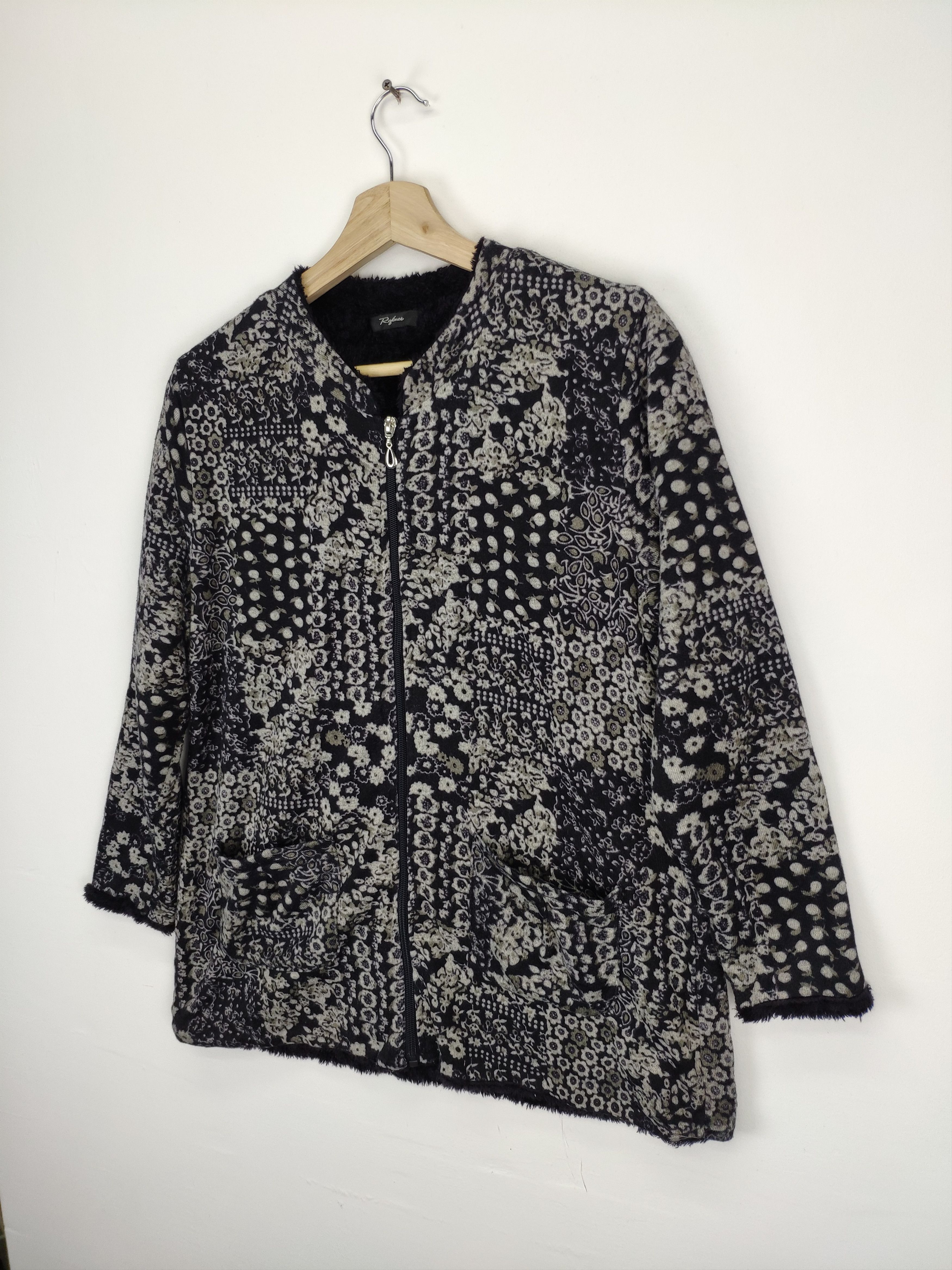 Japanese Brand × Vintage Vintage Cardigan Japan Motif Sashiko Style Lining Fleece Size M / US 6-8 / IT 42-44 - 2 Thumbnail