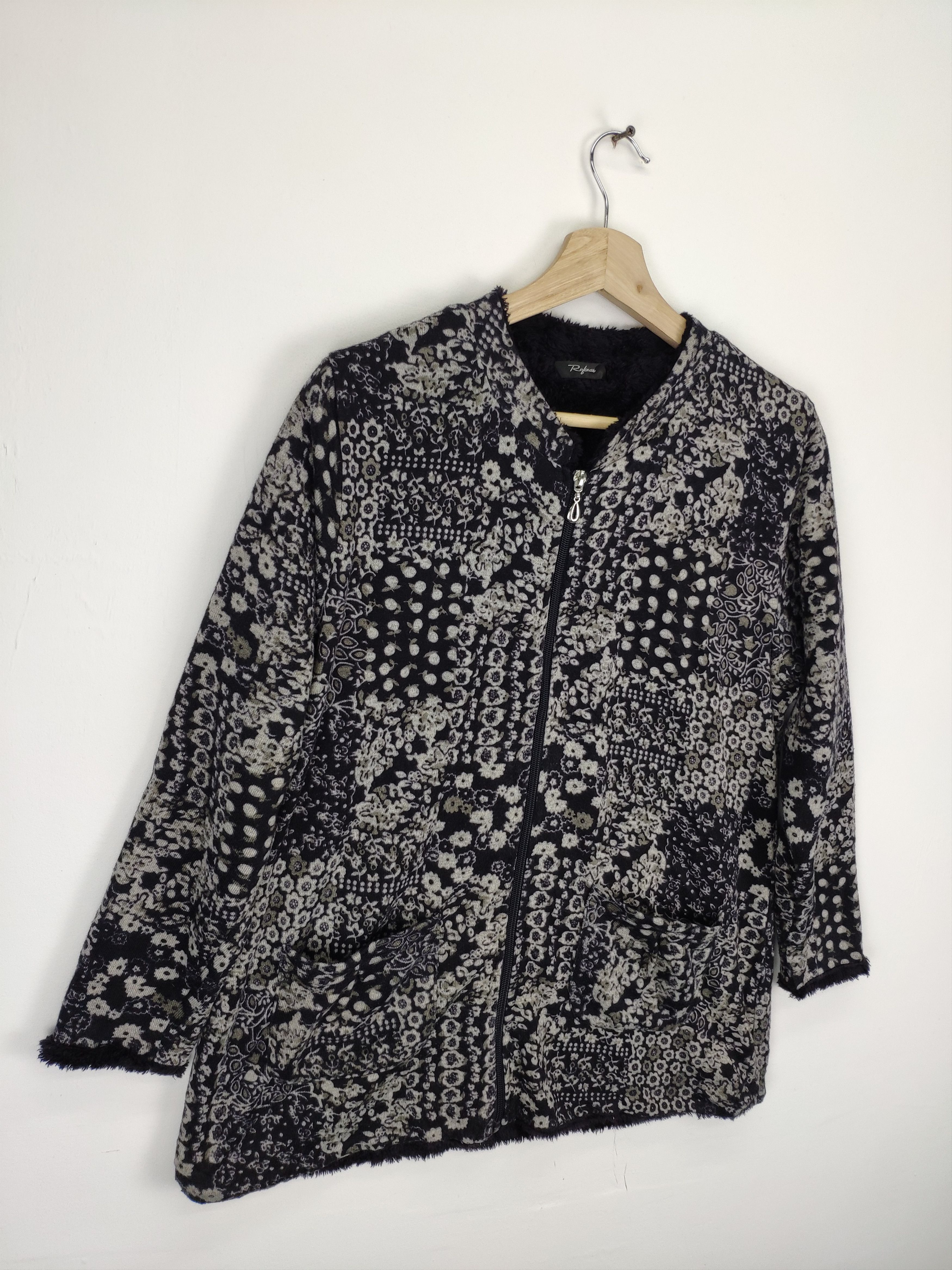 Japanese Brand × Vintage Vintage Cardigan Japan Motif Sashiko Style Lining Fleece Size M / US 6-8 / IT 42-44 - 3 Thumbnail