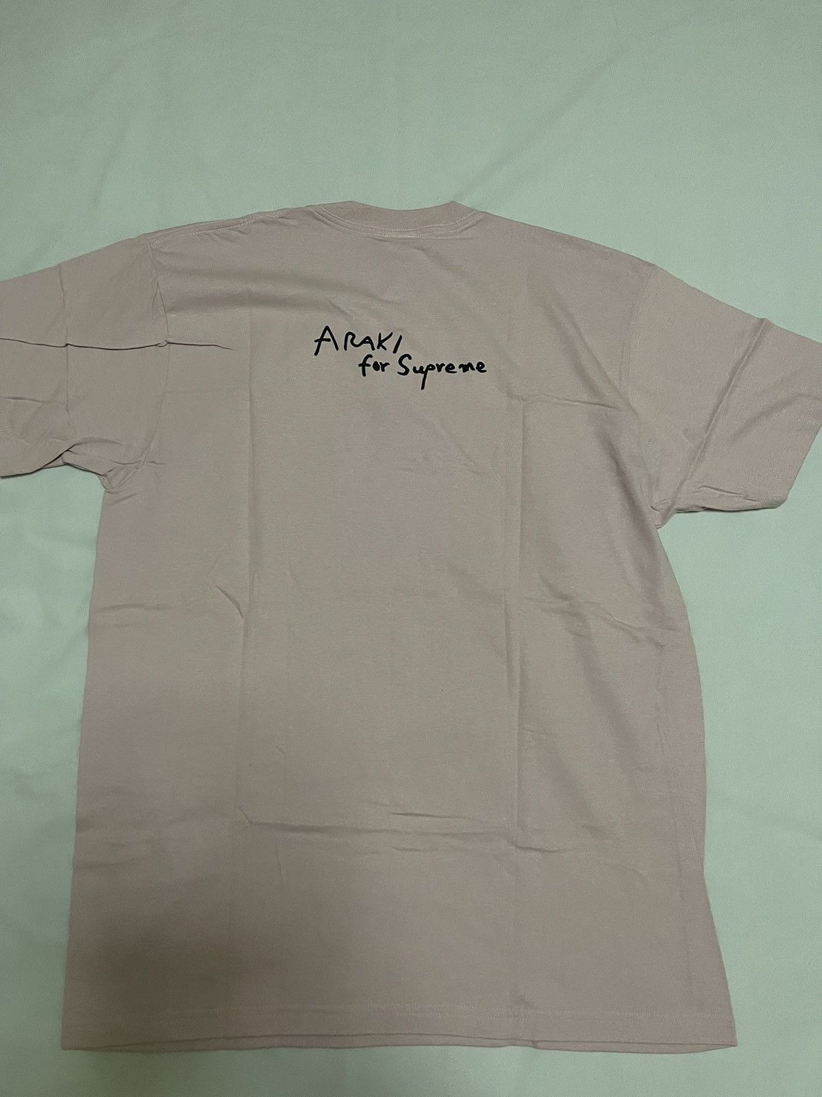 Supreme Supreme Araki rose tee pink ds Size US XL / EU 56 / 4 - 3 Thumbnail