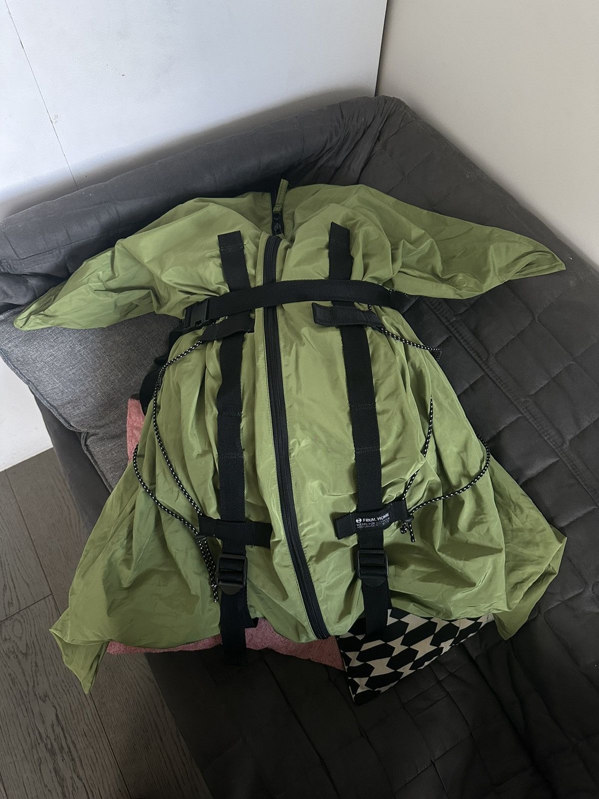 Final Home 2000s Final Home Alien Green Transformable Hiking Backpack Size ONE SIZE - 8 Thumbnail