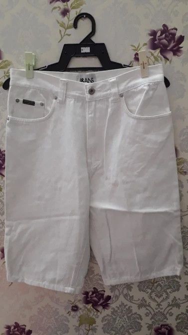 Dolce & Gabbana DOLCE&GABBANA SHORT WHITE JEANS Size US 30 / EU 46 - 1 Thumbnail