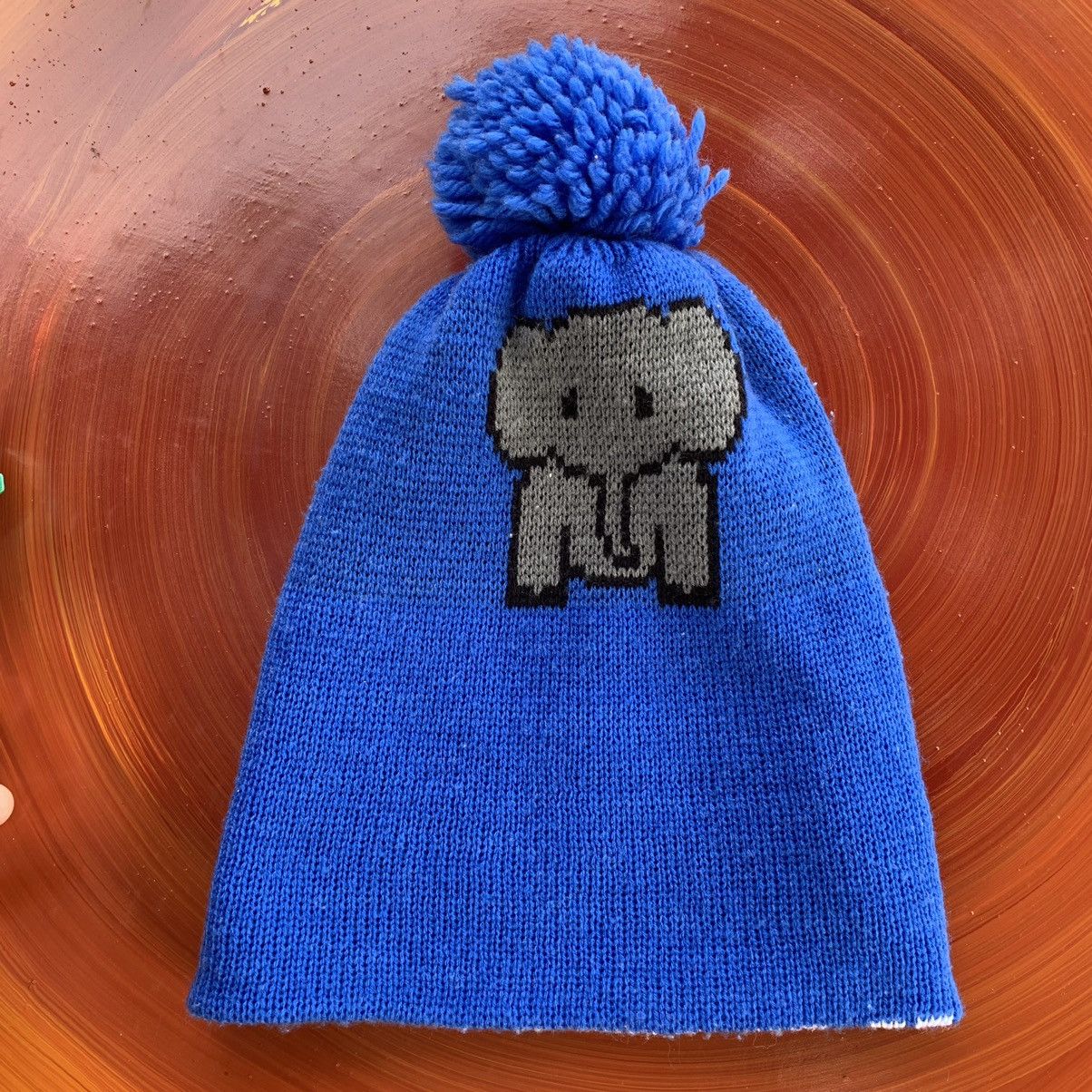 Japanese Brand Daisuki elephant image beanie hat Size ONE SIZE - 3 Thumbnail