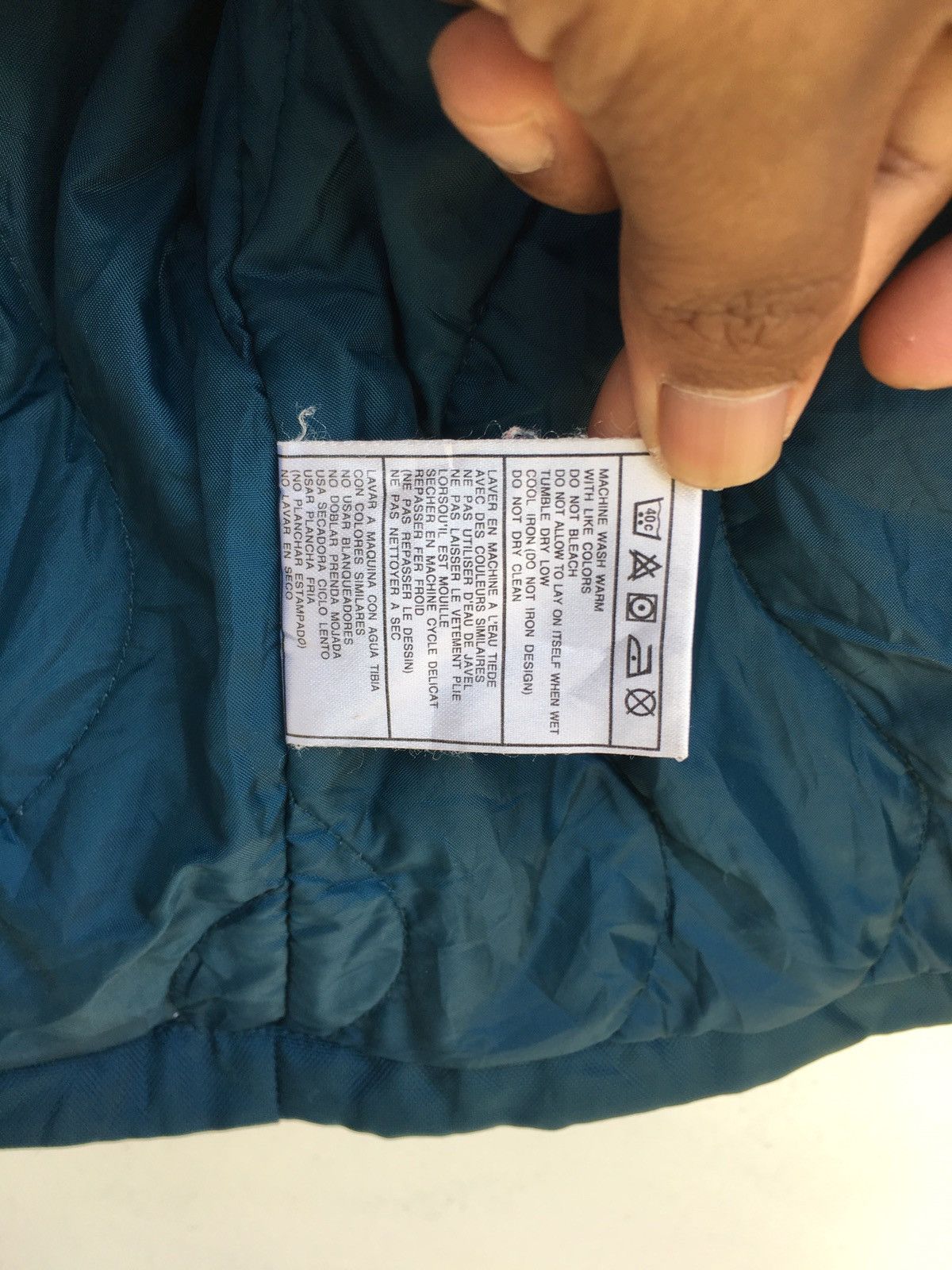 Nike Nike Small Logo Swoosh Windbreaker / Jacket Size US M / EU 48-50 / 2 - 18 Thumbnail