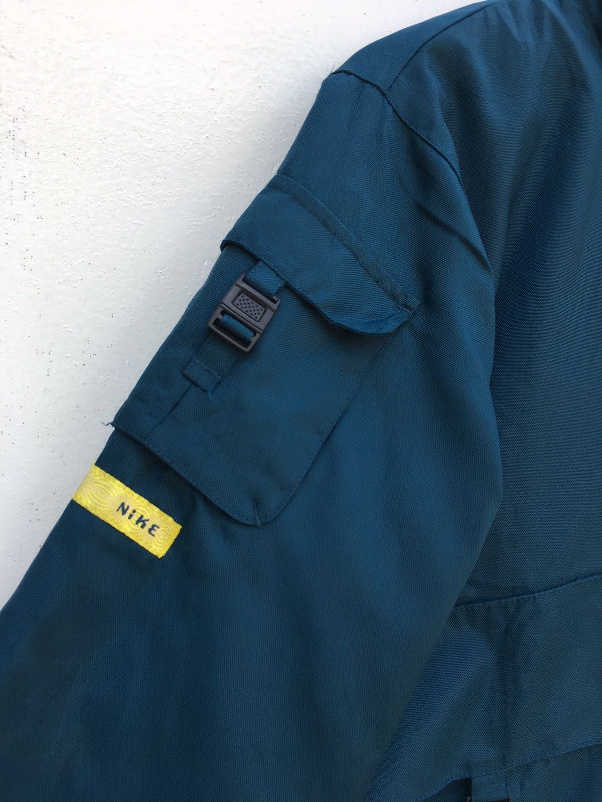 Nike Nike Small Logo Swoosh Windbreaker / Jacket Size US M / EU 48-50 / 2 - 5 Thumbnail
