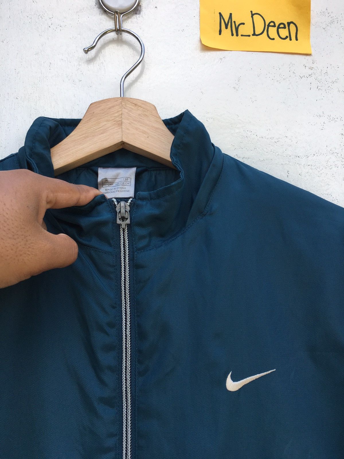 Nike Nike Small Logo Swoosh Windbreaker / Jacket Size US M / EU 48-50 / 2 - 8 Thumbnail