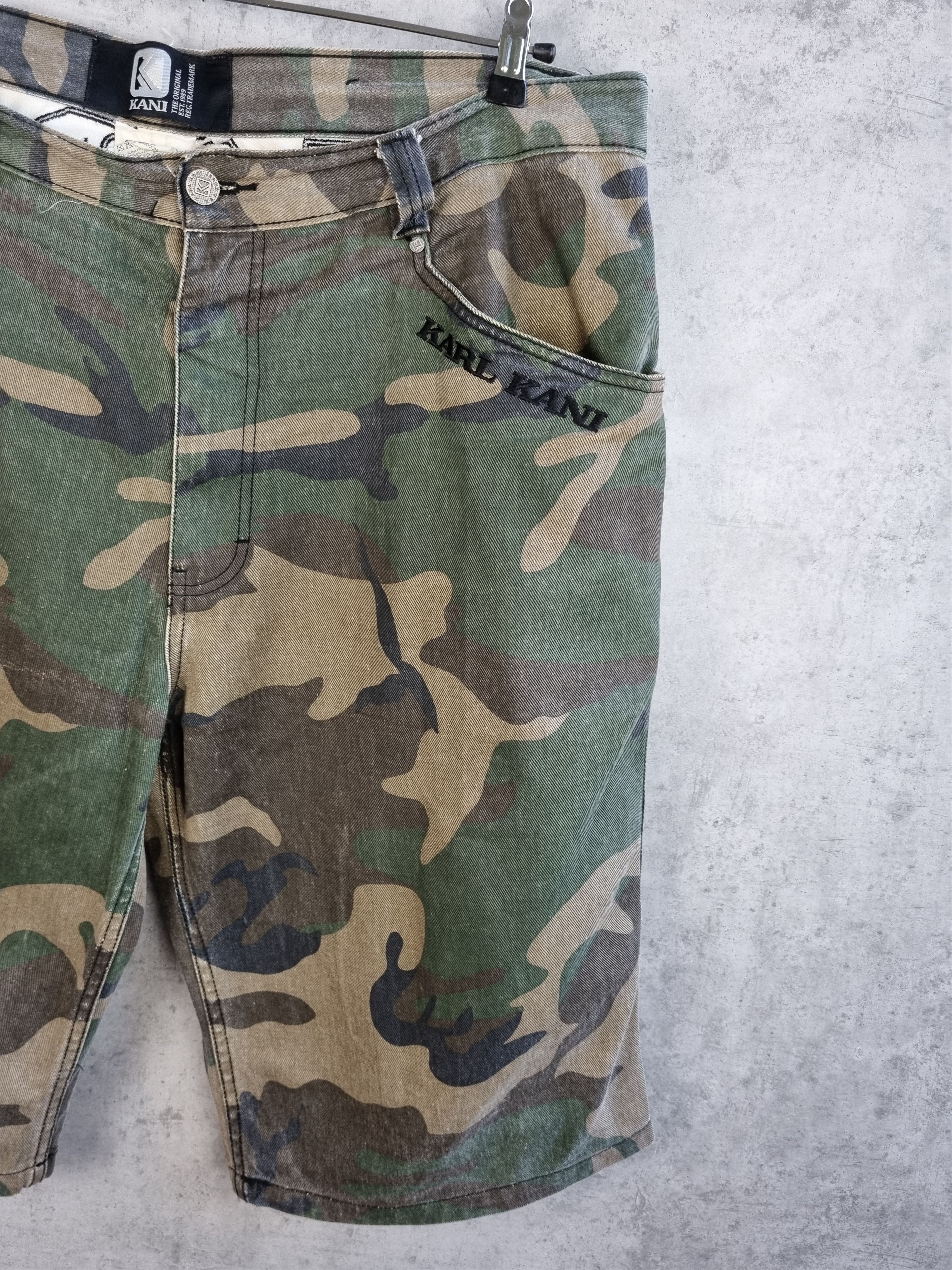 Karl Kani 90s KARL KANI Big Logo Camo shorts Secret Pocket Size US 34 / EU 50 - 6 Thumbnail