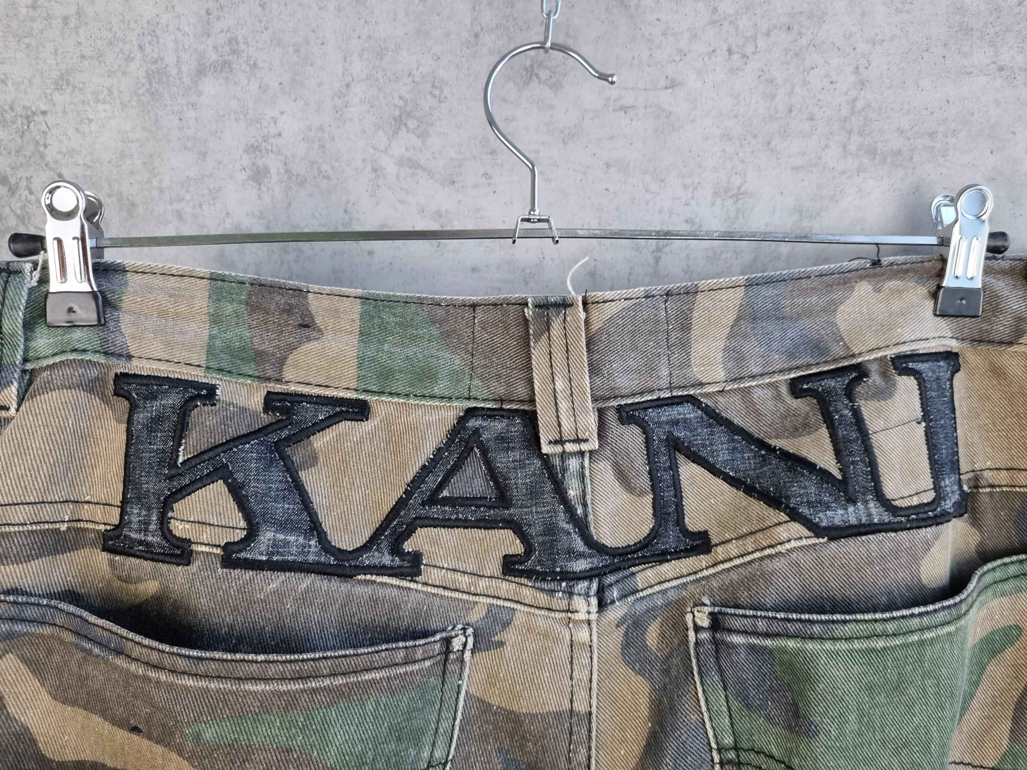 Karl Kani 90s KARL KANI Big Logo Camo shorts Secret Pocket Size US 34 / EU 50 - 15 Thumbnail