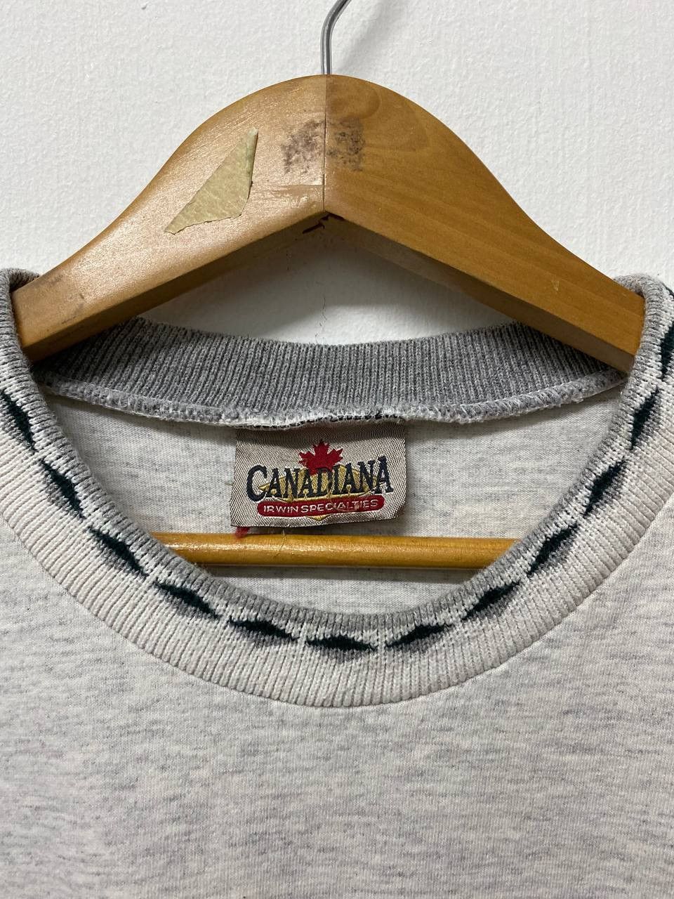 Vintage Vintage 90s Canadiana Peggys Cove Ringer Tshirt Size US L / EU 52-54 / 3 - 7 Thumbnail