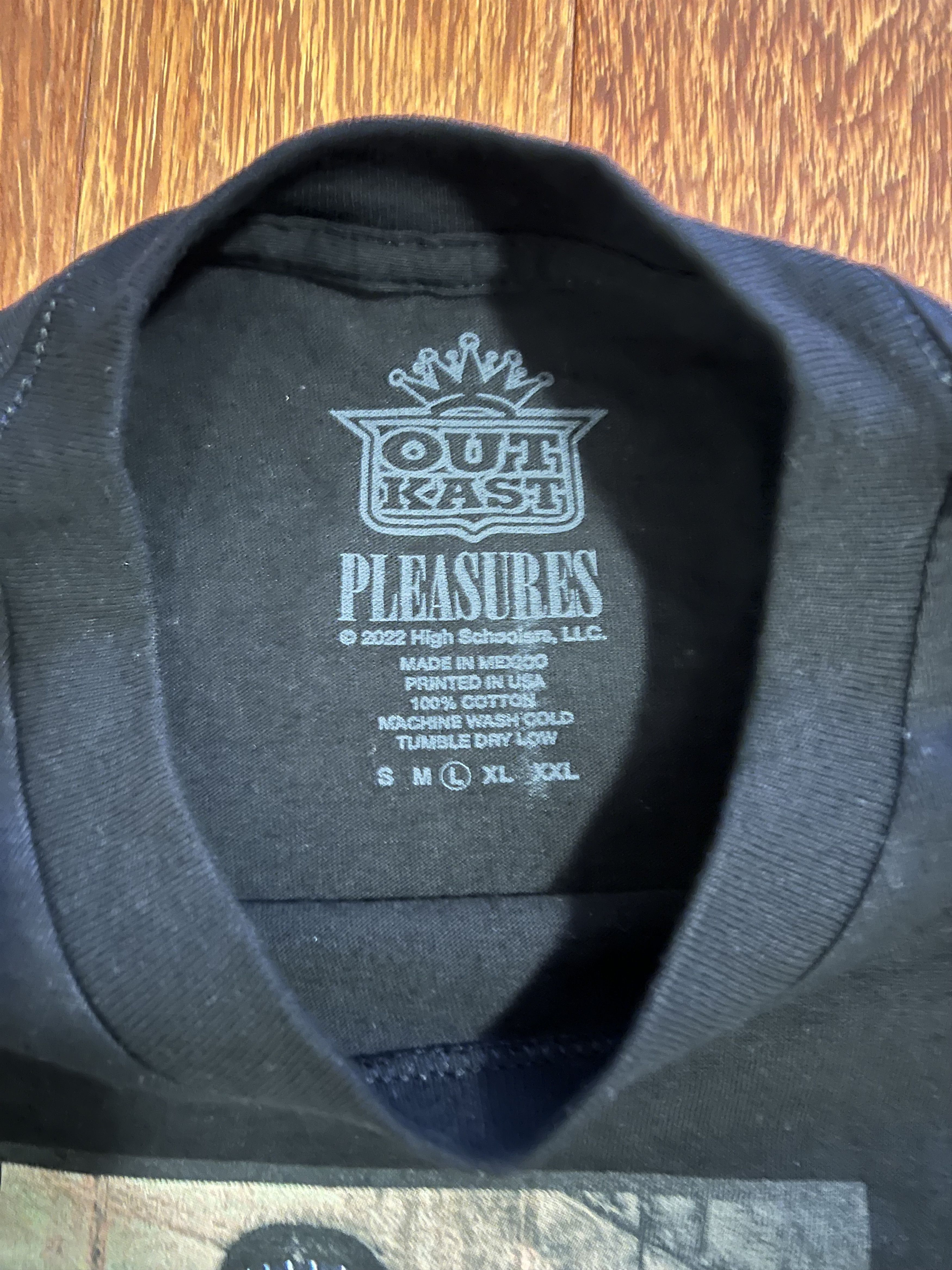 Outkast × Pleasures 💚 Pleasures x Outkast T-Shirt Black Large NEW Size US L / EU 52-54 / 3 - 4 Thumbnail