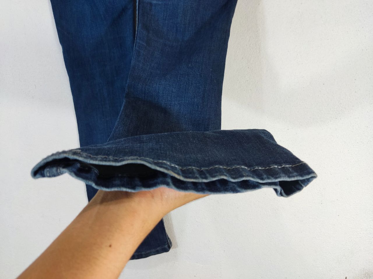 Levi's levis demi curve low rise bootcut skinny denim Size 35" - 9 Thumbnail