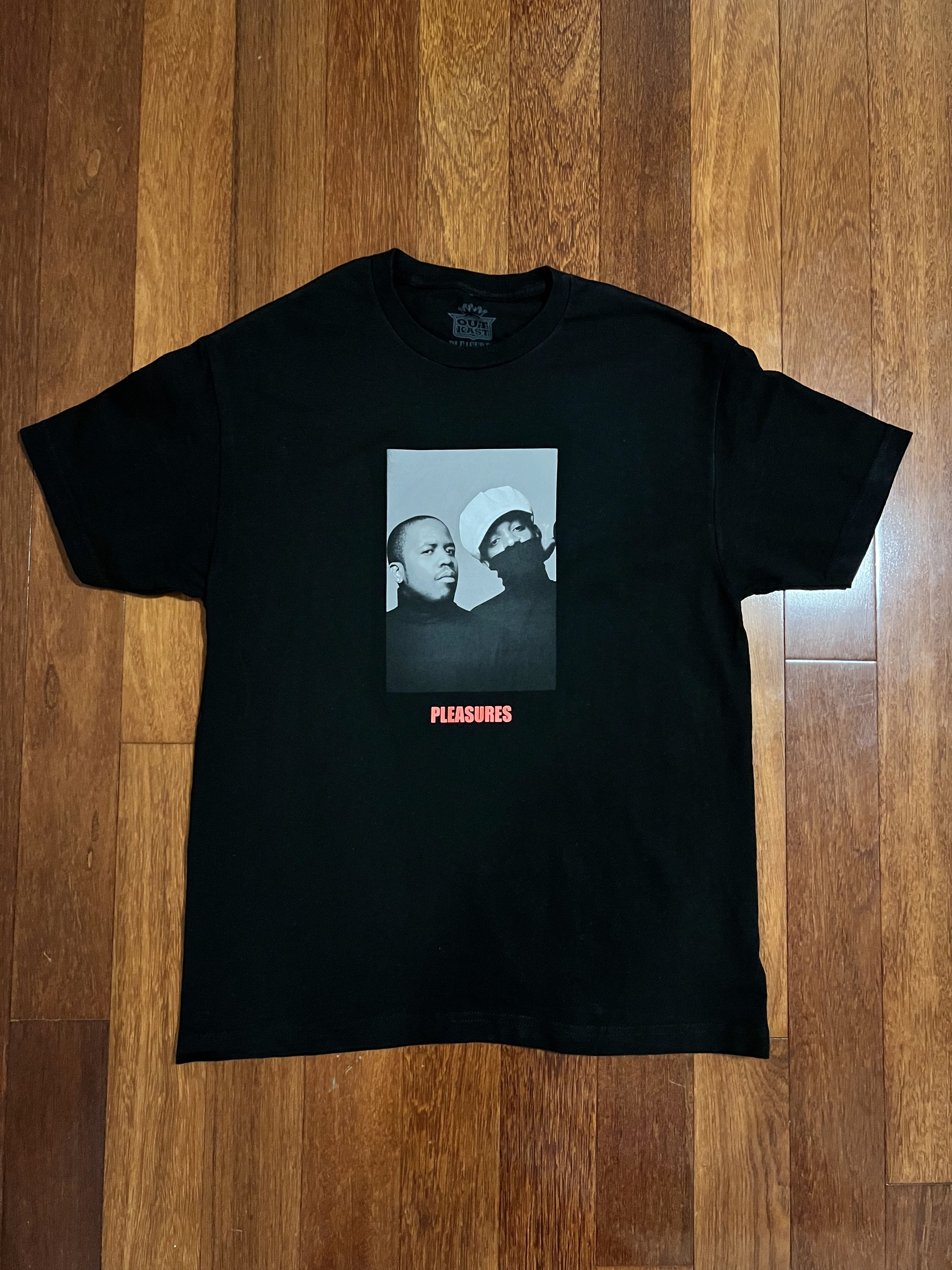 Outkast × Pleasures 💚 Pleasures x Outkast Vocabulary T-Shirt Black Large NEW Size US L / EU 52-54 / 3 - 3 Thumbnail