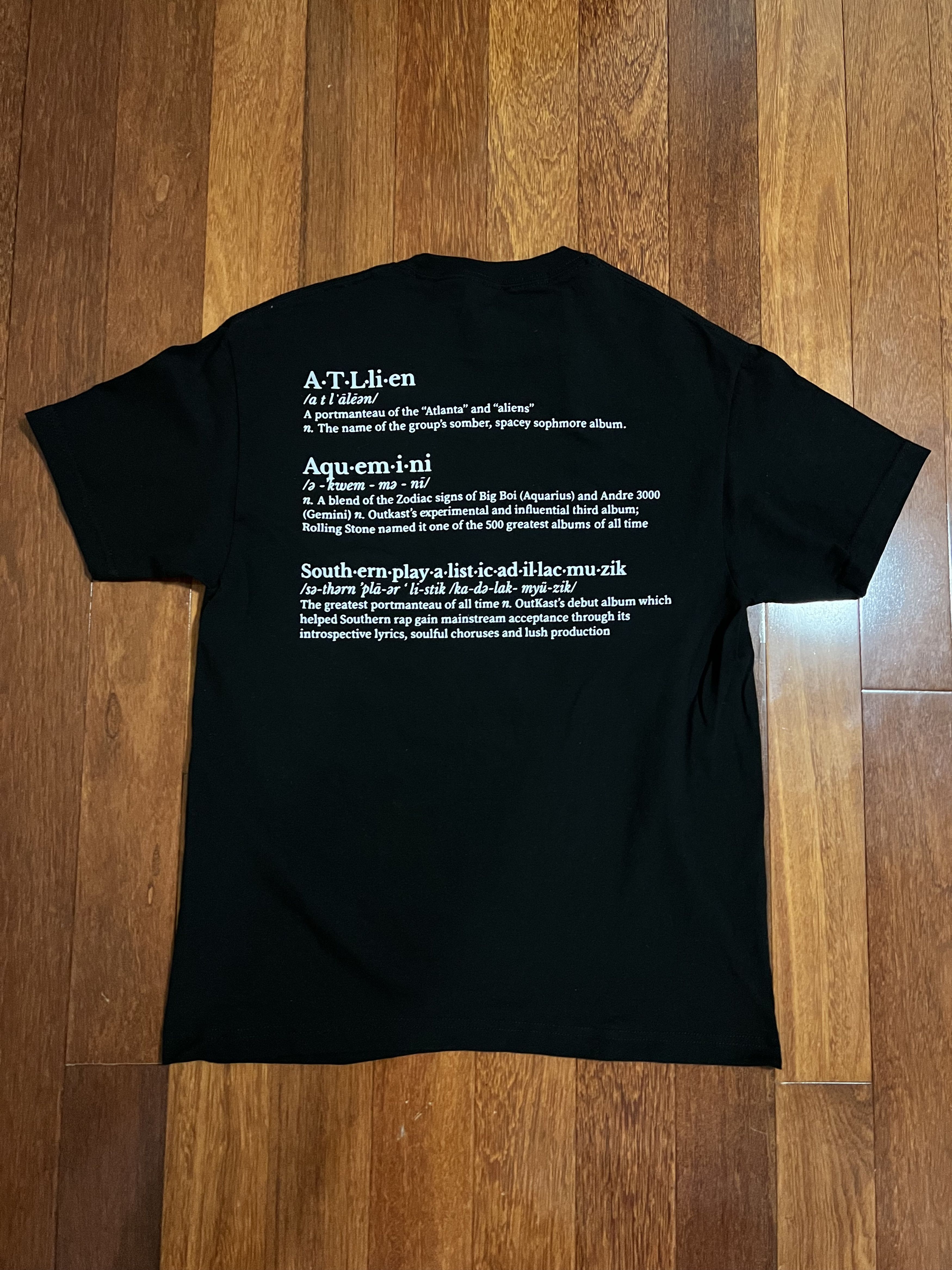 Outkast × Pleasures 💚 Pleasures x Outkast Vocabulary T-Shirt Black Large NEW Size US L / EU 52-54 / 3 - 4 Thumbnail