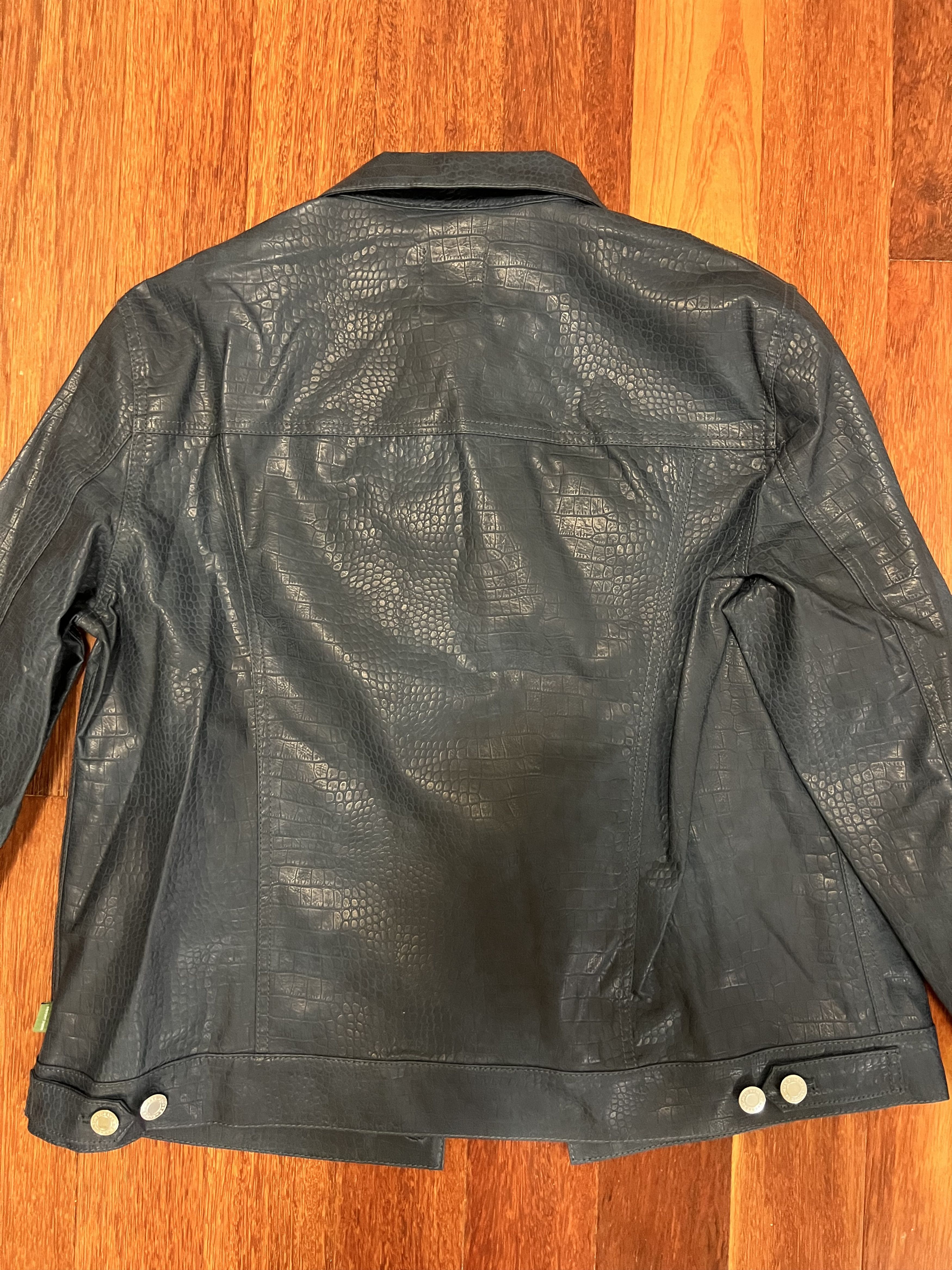 Heaven by Marc Jacobs 💚 Heaven By Marc Jacobs Croc Jacket Medium NEW Size US M / EU 48-50 / 2 - 9 Thumbnail