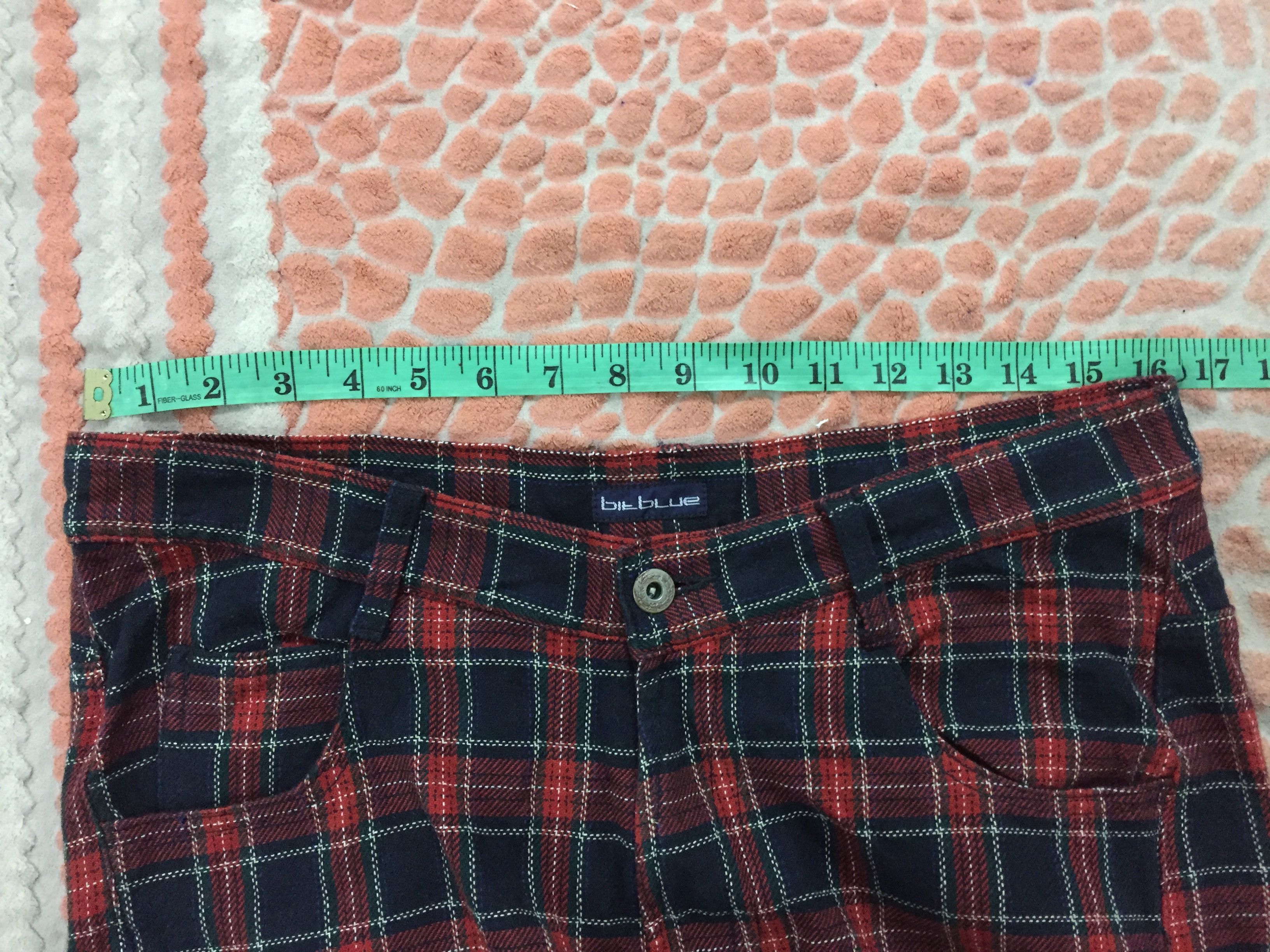 20471120 × Japanese Brand BIT BLUE Japanese Brand Asymmetrical TARTAN pants Size US 31 - 12 Thumbnail