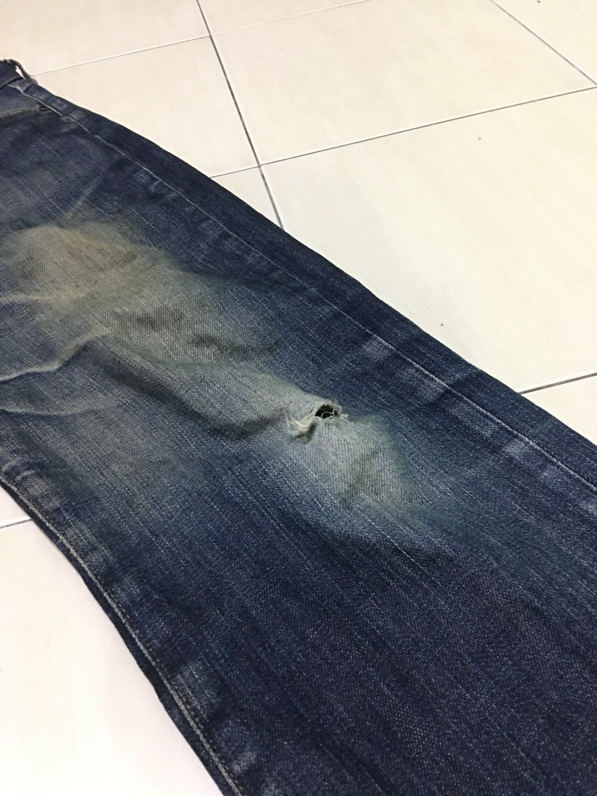 Japanese Brand JAPANESE BRAND X UJ X UNIQLO DISTRESSED JEANS Size US 38 / EU 54 - 11 Thumbnail