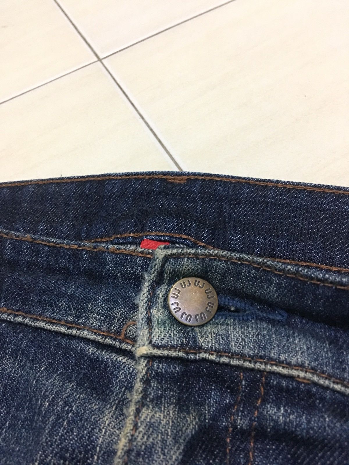 Japanese Brand JAPANESE BRAND X UJ X UNIQLO DISTRESSED JEANS Size US 38 / EU 54 - 4 Thumbnail
