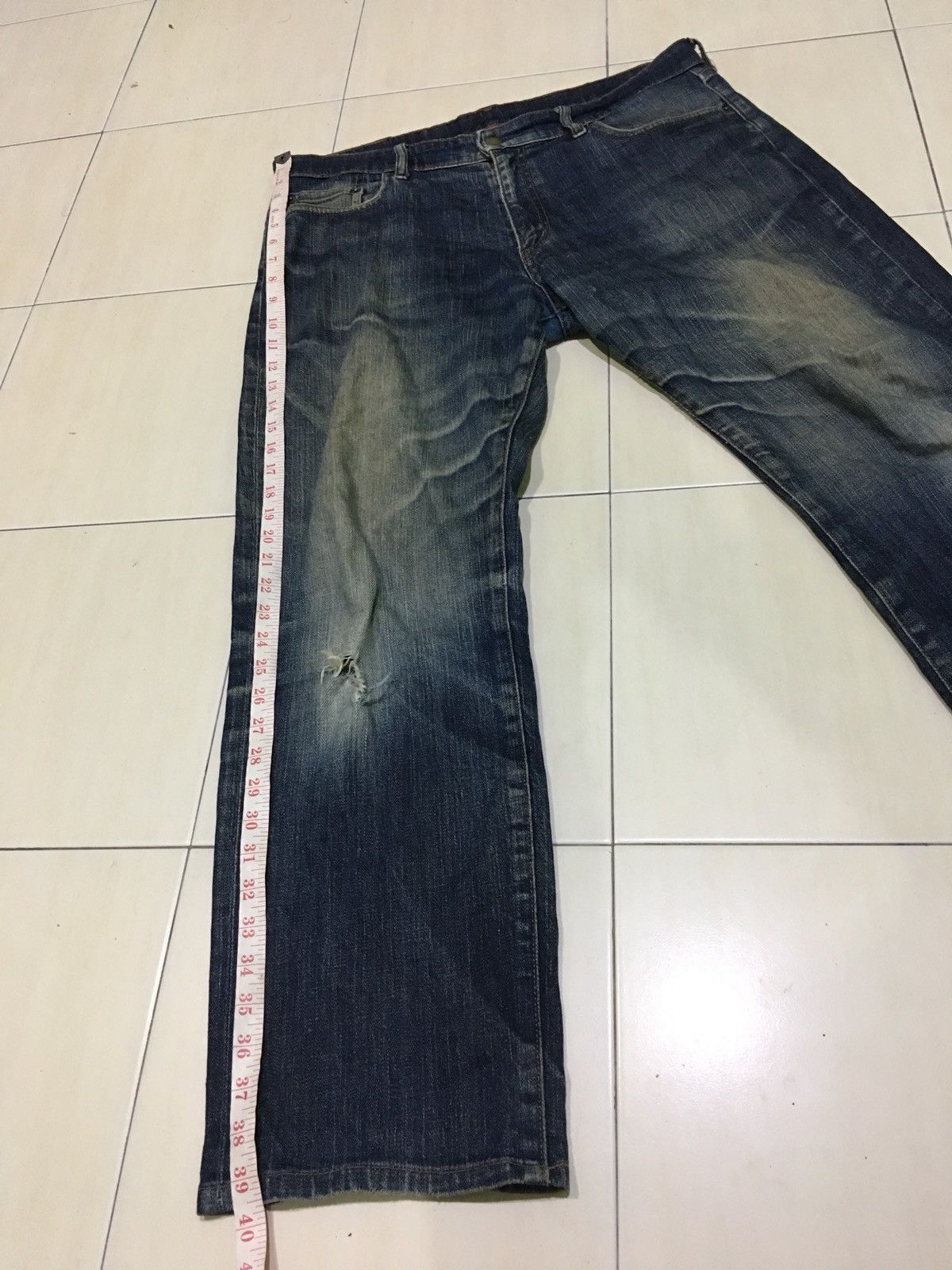Japanese Brand JAPANESE BRAND X UJ X UNIQLO DISTRESSED JEANS Size US 38 / EU 54 - 12 Thumbnail