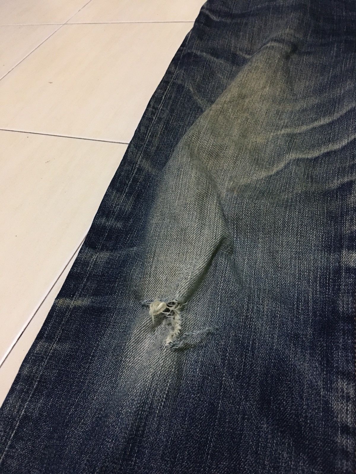 Japanese Brand JAPANESE BRAND X UJ X UNIQLO DISTRESSED JEANS Size US 38 / EU 54 - 10 Thumbnail