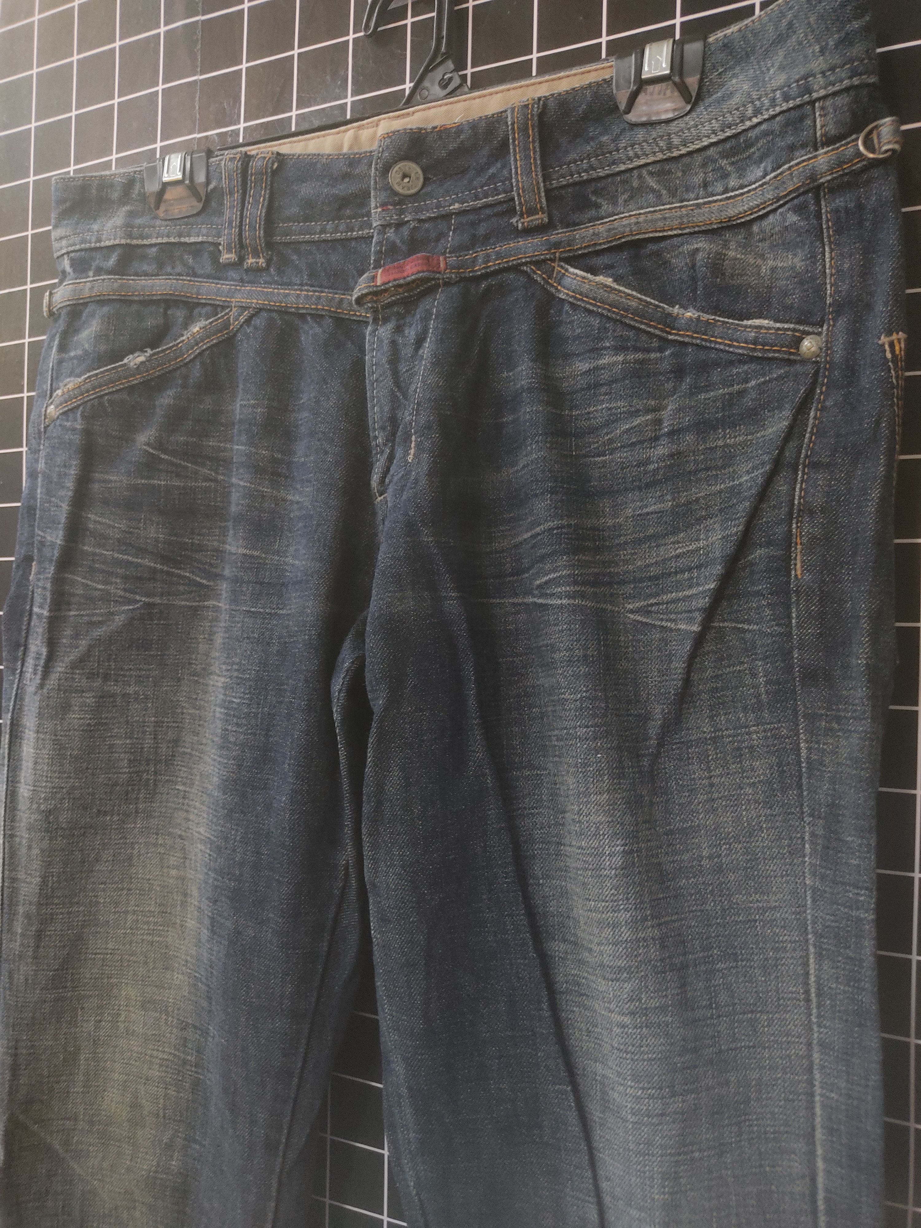 Marithe + Francois Girbaud Marithe Francois Girbaud Distressed Style Denim Pant Size US 32 / EU 48 - 2 Thumbnail