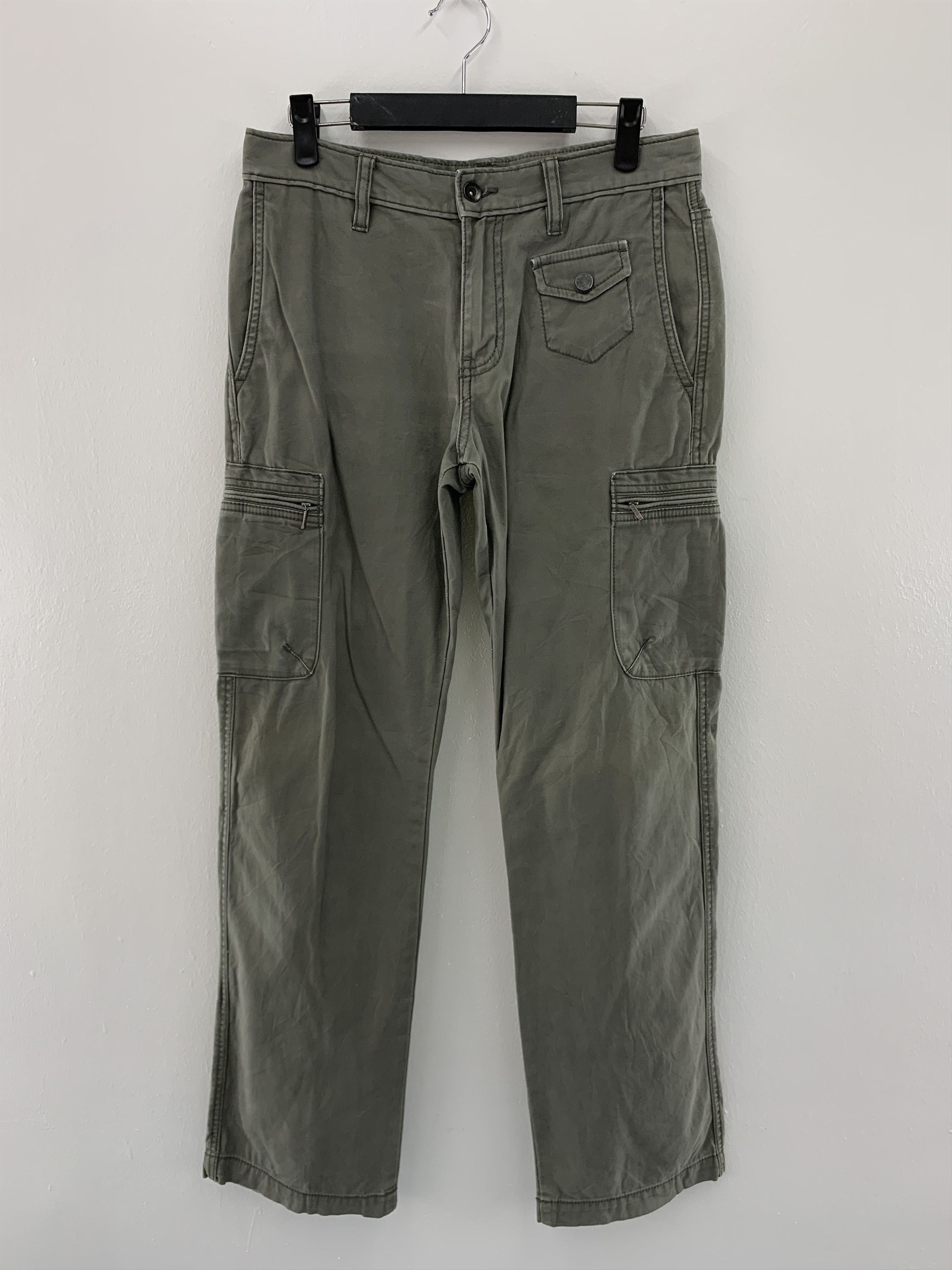 Uniqlo Cargo Pants size 29