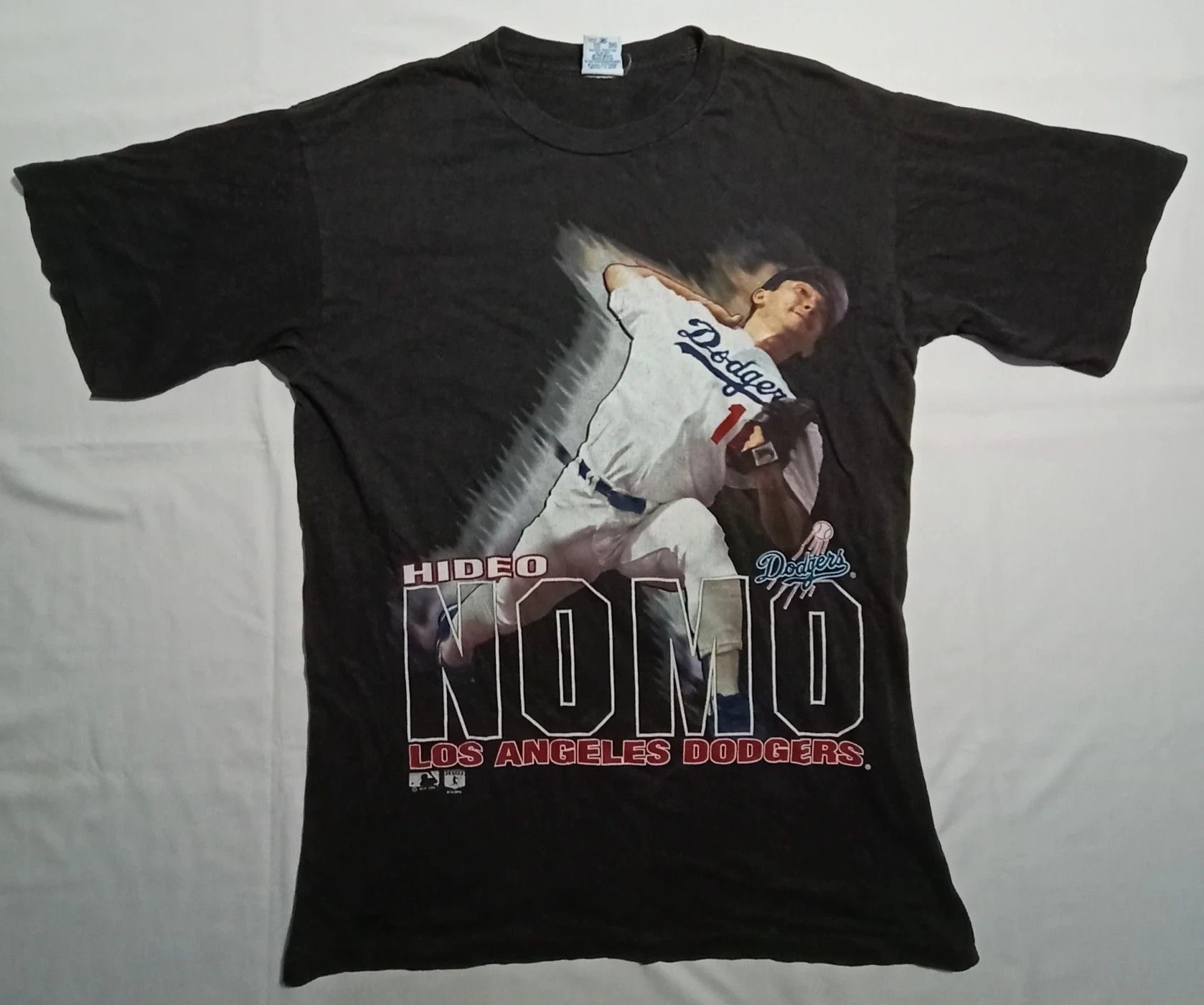 image of Vintage 90's Hideo Nomo Los Angeles Dodgers Mlb Tee in Blacks, Men's (Size Medium)