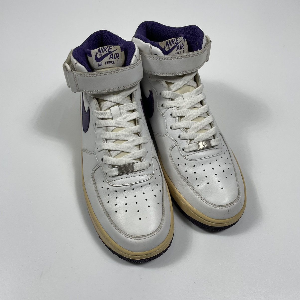 Nike 2010 Nike Air Force 1 Mid White Purple Size US 10 / EU 43 - 8 Thumbnail